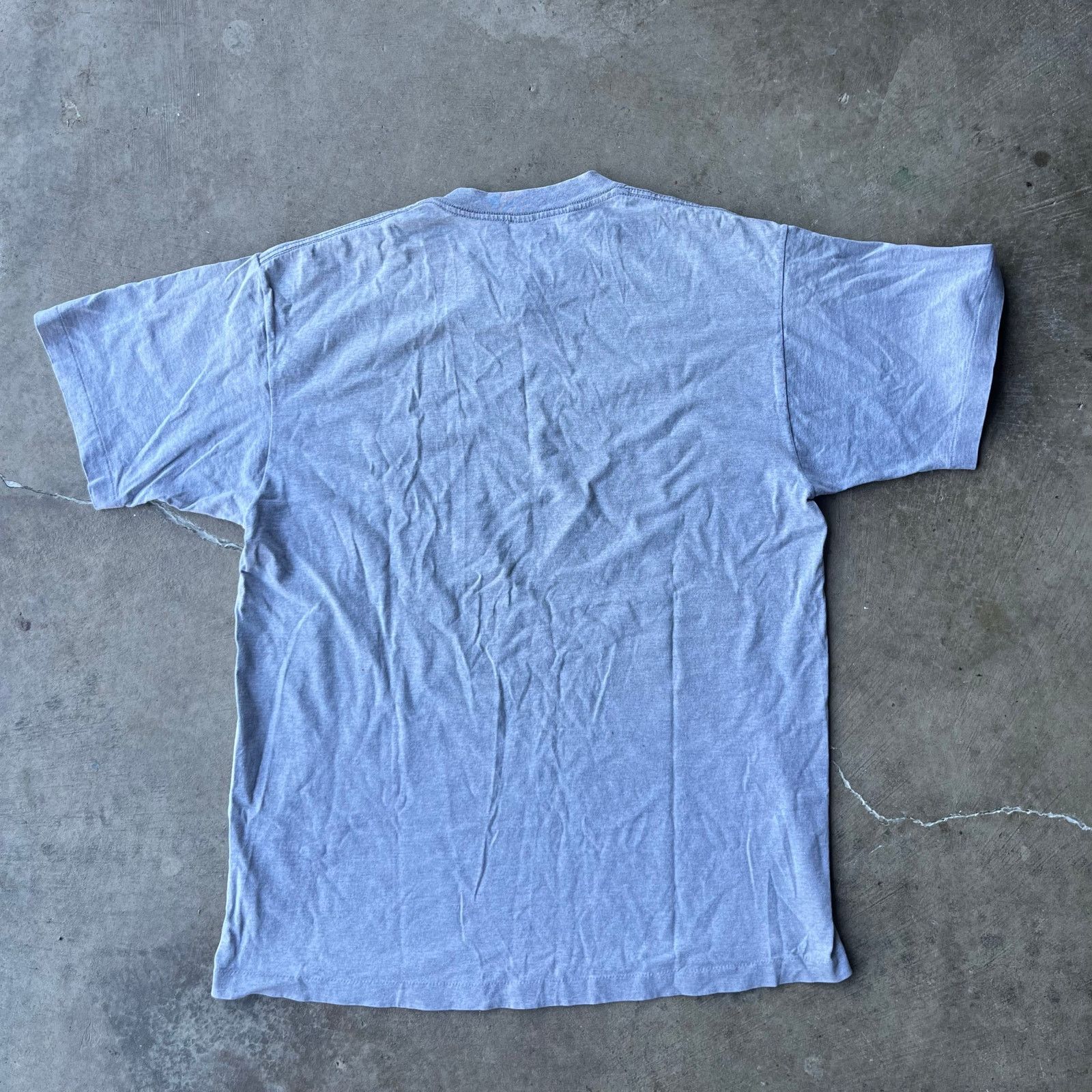 Vintage Vintage 90's LEVI'S SHIRT Classic Logo Graphic XL Grey Size US XL / EU 56 / 4 - 3 Thumbnail
