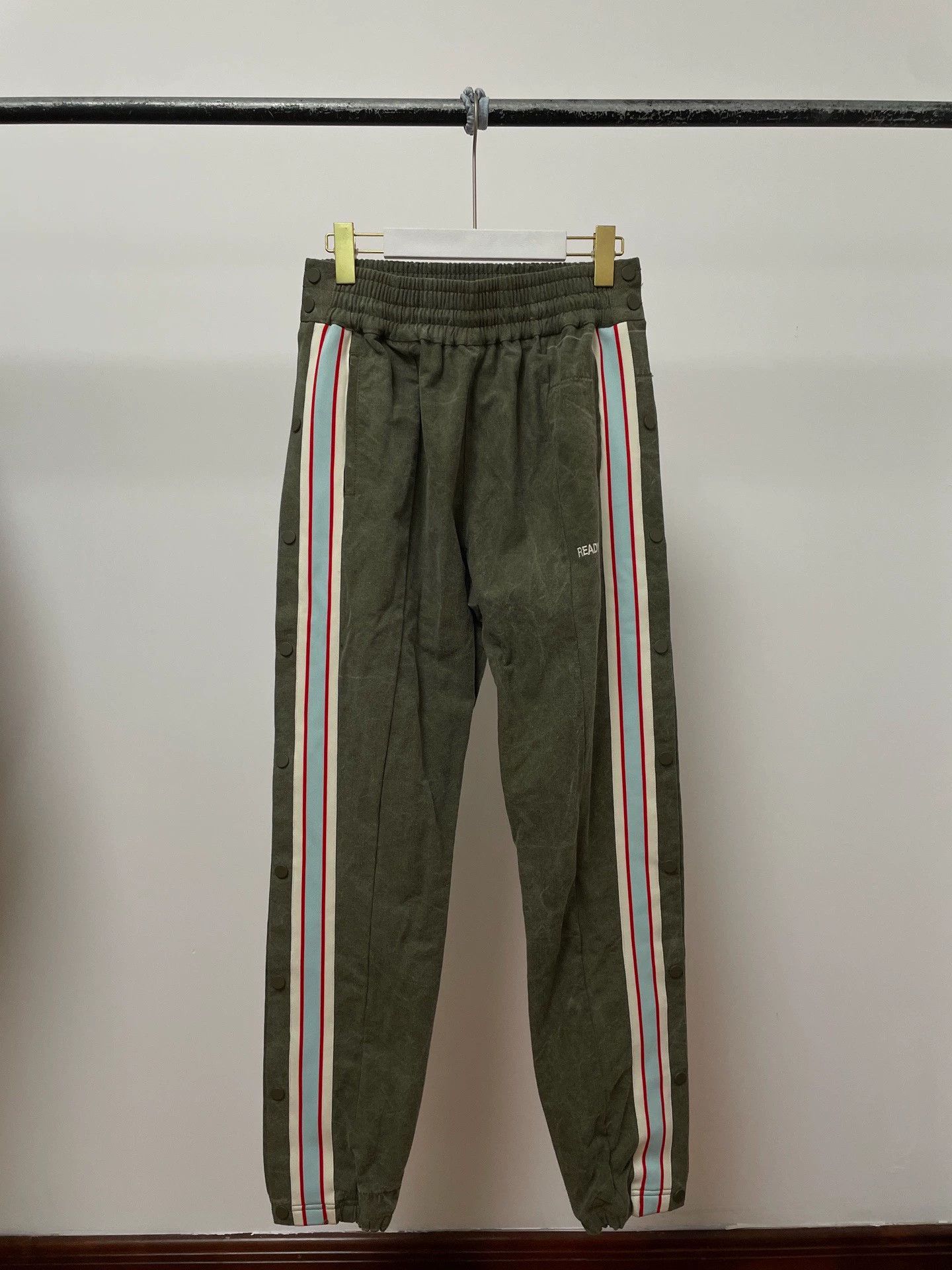 READYMADE Readymade 19aw Olive Track Pants Side Red-Blue Stripes Size US 32 / EU 48 - 1 Thumbnail