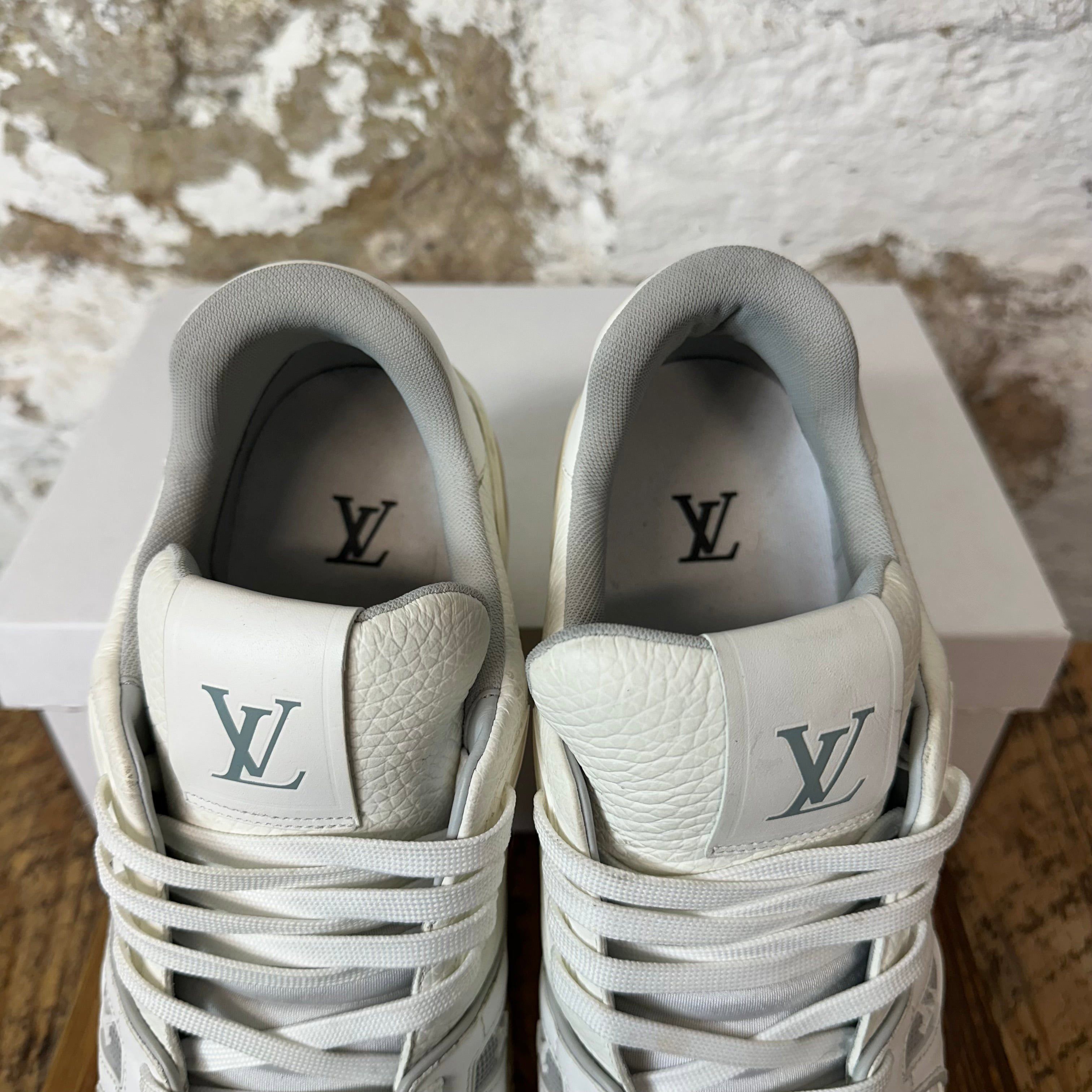 Louis Vuitton Louis Vuitton White Cream Trainer Sneaker Sz 11.5(10LV) Size US 11.5 / EU 44-45 - 4 Thumbnail