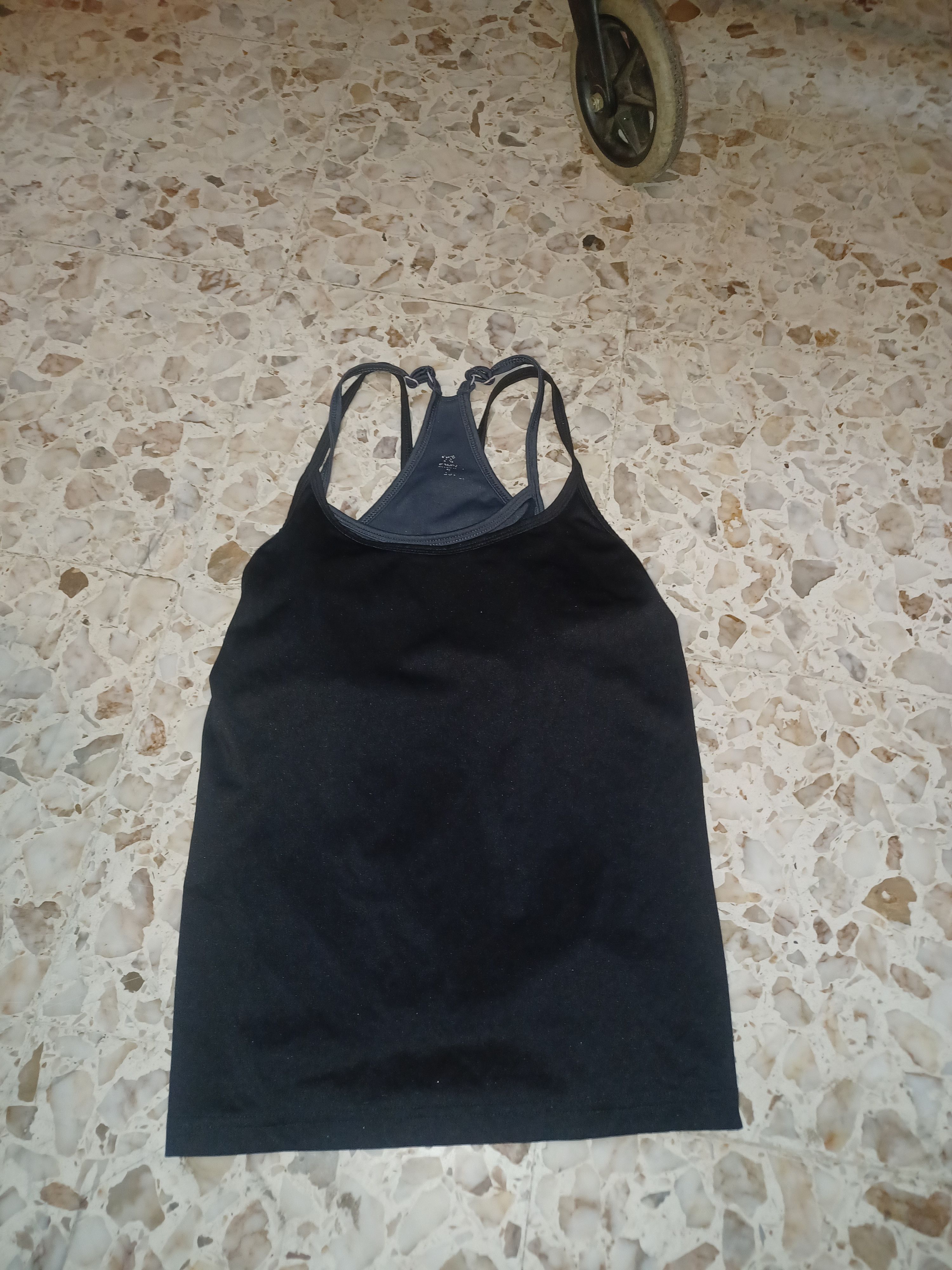Other Women's Athletic Tank SZ 12/10 Black Size L / US 10 / IT 46 - 1 Thumbnail