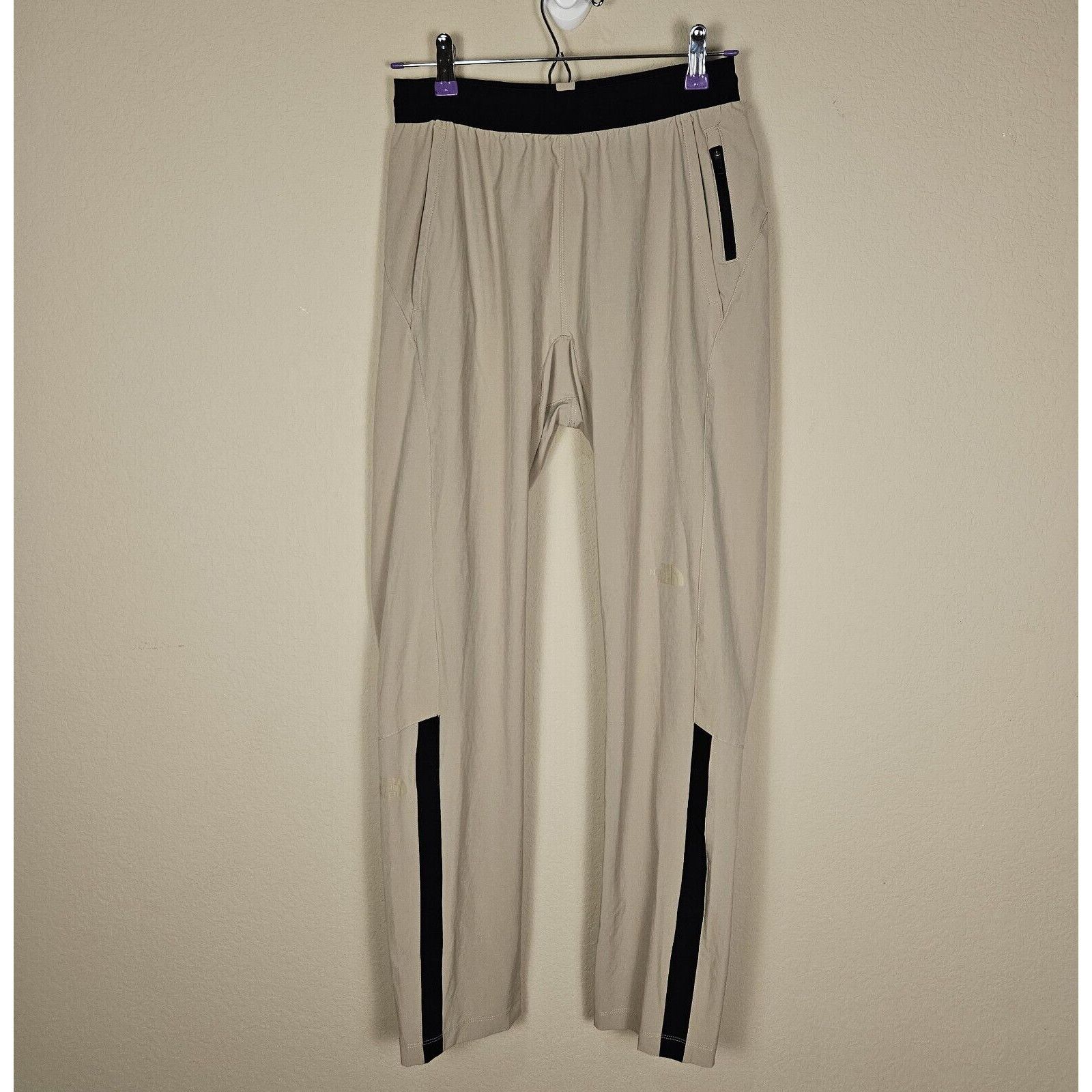 The North Face The North Face Essential Pants Outdoor Stretch TNF Size US 30 / EU 46 - 1 Thumbnail