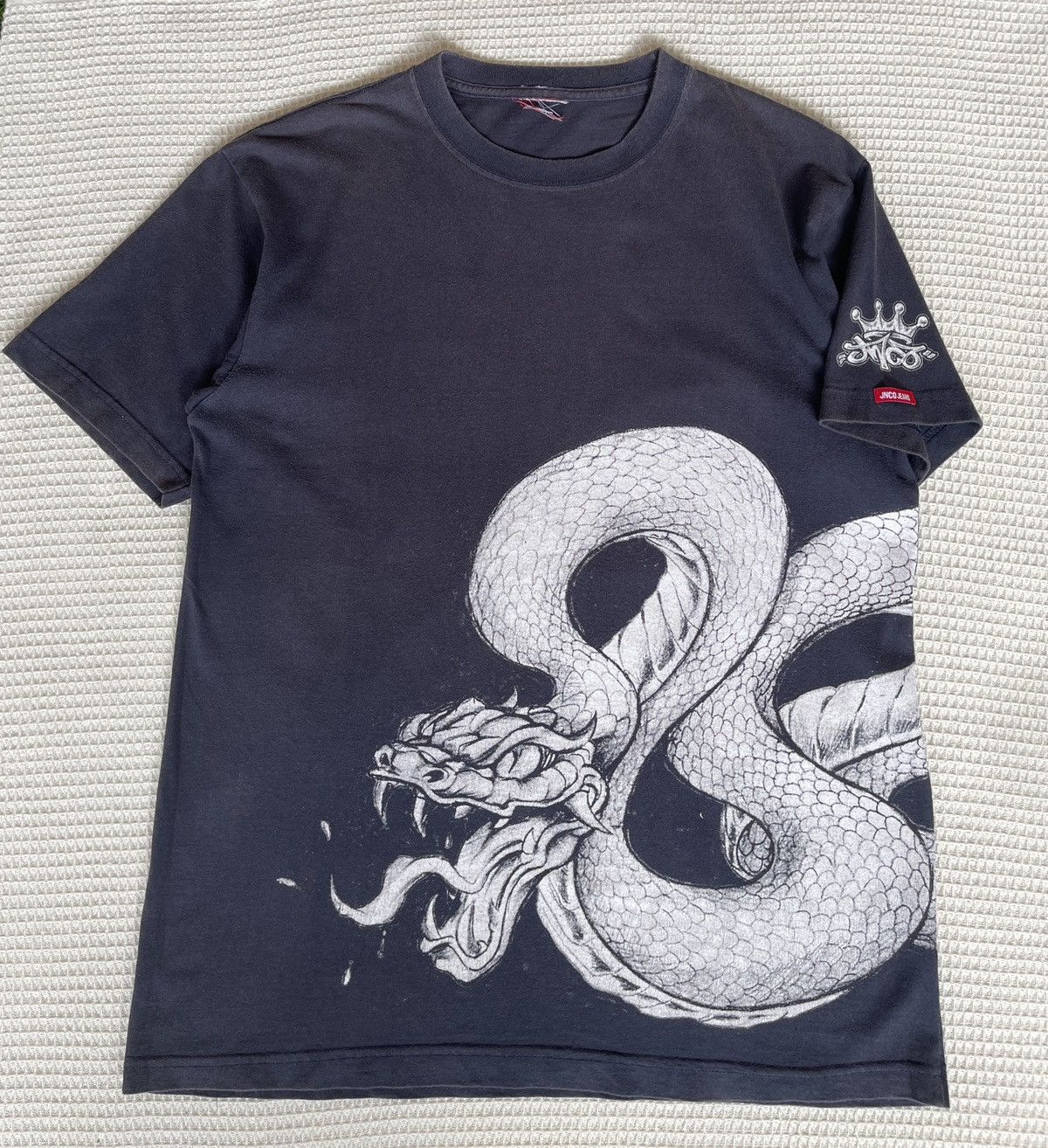 JNCO Rare‼️Vintage 90s Sun Faded🔥JNCO🔥Dragon Fly Faded Tee Size US L / EU 52-54 / 3 - 3 Thumbnail