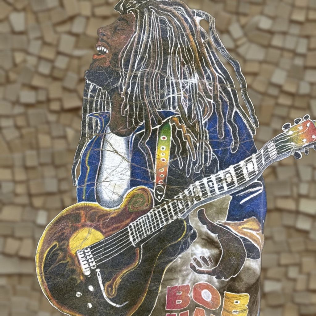 Delta VINTAGE Bob Marley T-Shirt Men Large Cotton Graphic Print 90s Reggae Music Hawaii Size US L / EU 52-54 / 3 - 1 Thumbnail