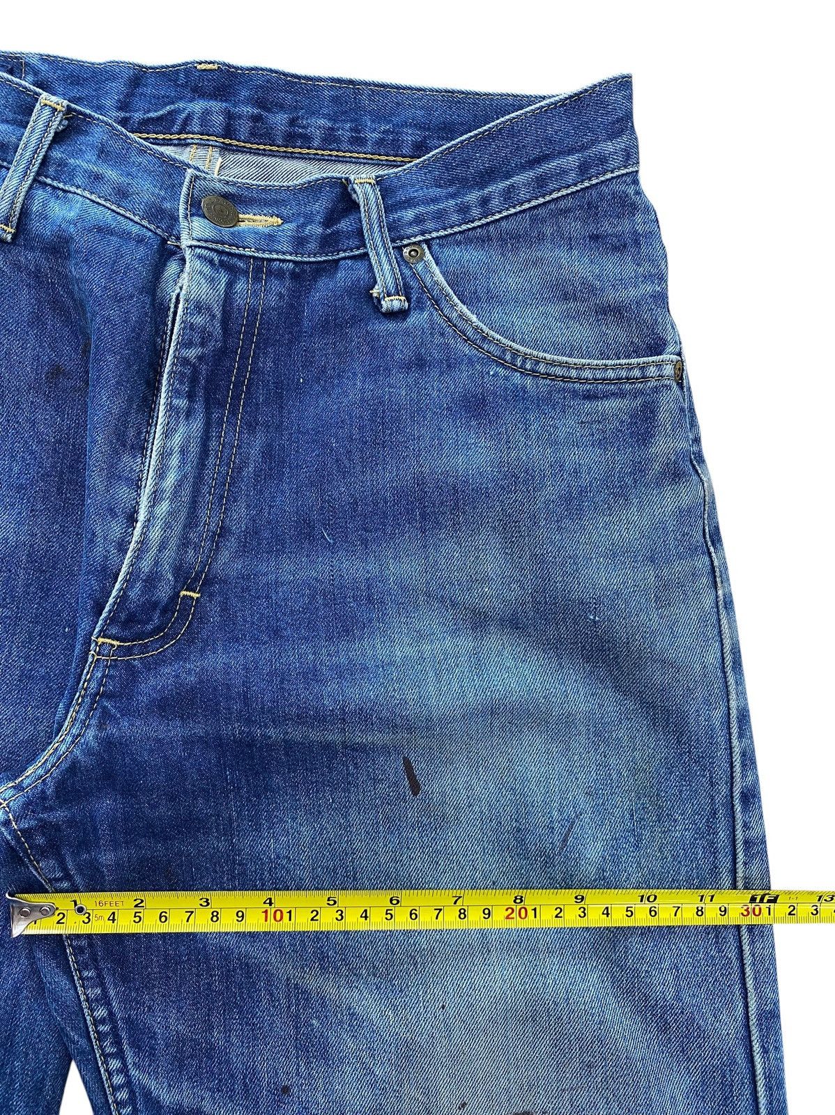 Eddie Bauer Eddie Bauer Faded Blue Wash Distressed Straight Leg Jeans Size US 30 / EU 46 - 7 Thumbnail