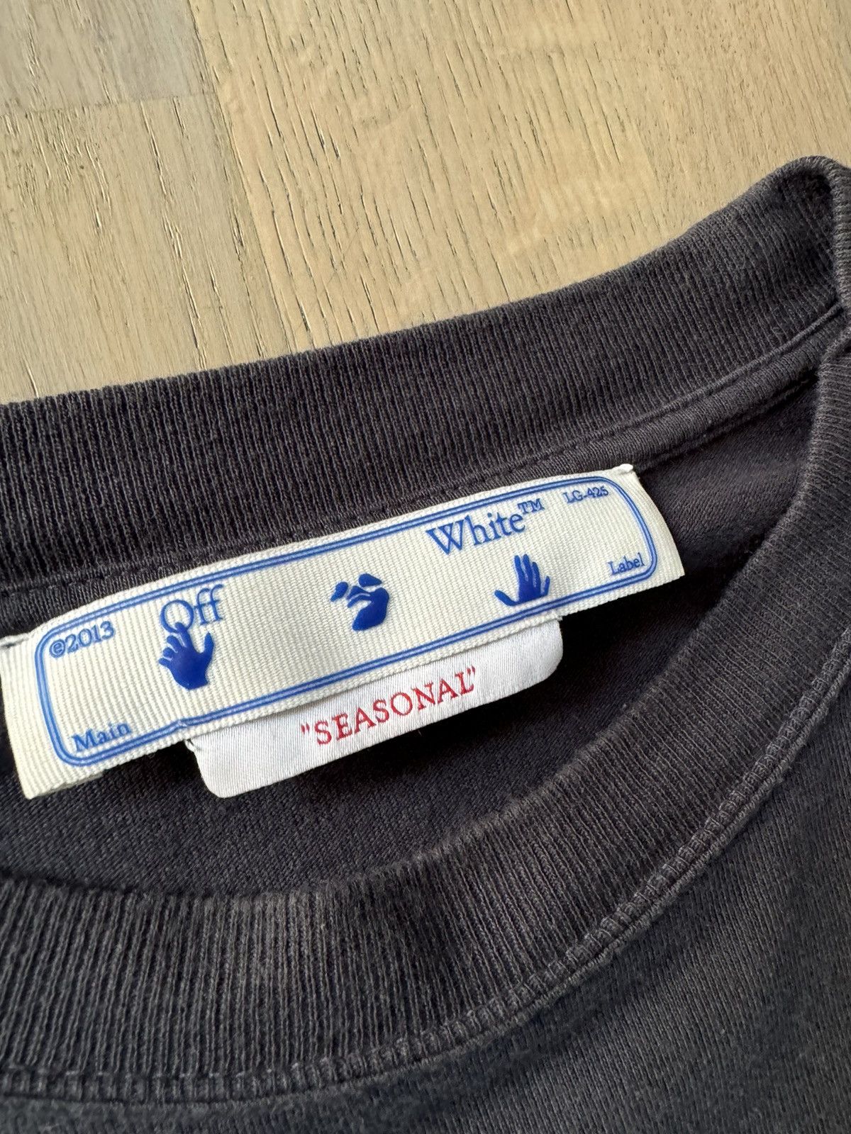 Off-White OFF-White top STUDY REAL TAPE MEASUREMENTS IN PHOTOS Size US L / EU 52-54 / 3 - 5 Thumbnail