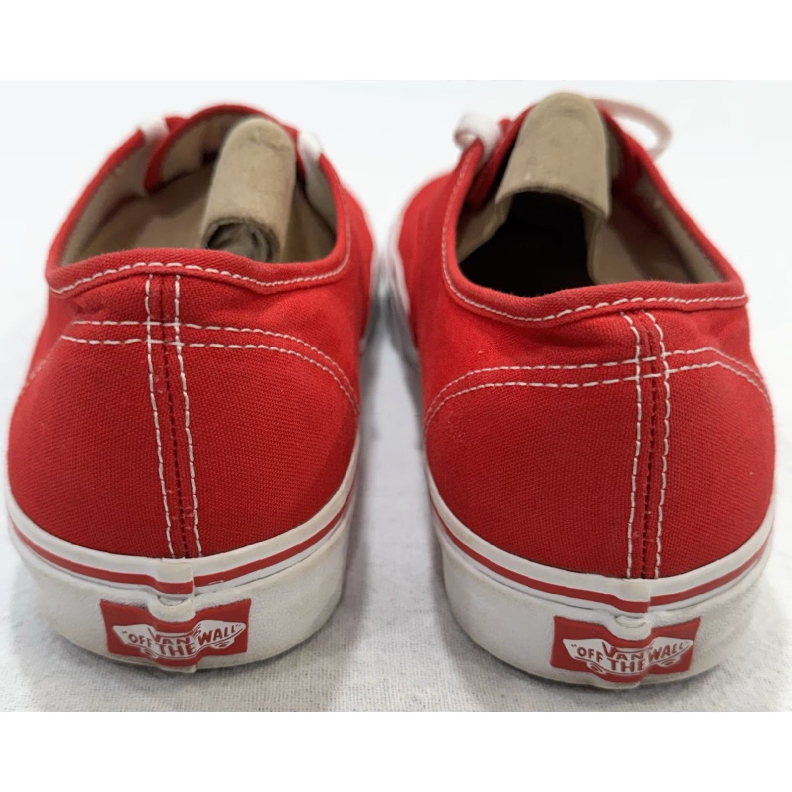 Vans VANS Authentic Classic Skate Shoes Men’s 11 Red Canvas Low Top Mens Shoes Sneaker Athletic Shoes Size US L / EU 52-54 / 3 - 7 Thumbnail