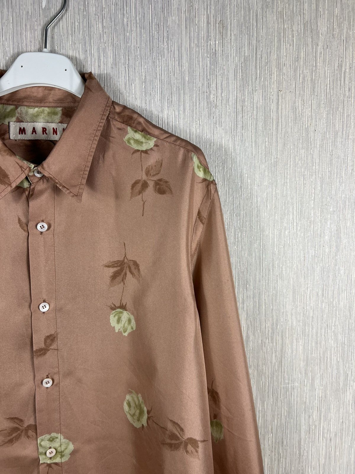 Marni Vintage Marni silk shirt full print white roses button up Size US M / EU 48-50 / 2 - 3 Thumbnail