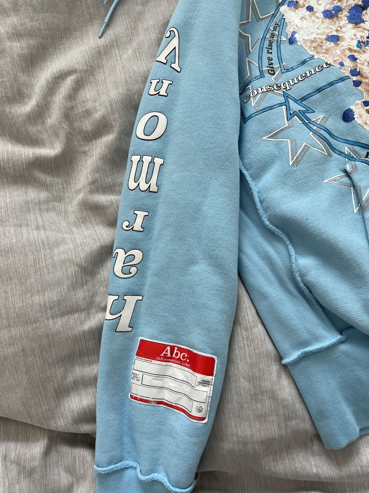 Advisory Board Crystals Advisory Board Crystals + “Planet Saving Information 2” Size US M / EU 48-50 / 2 - 4 Thumbnail