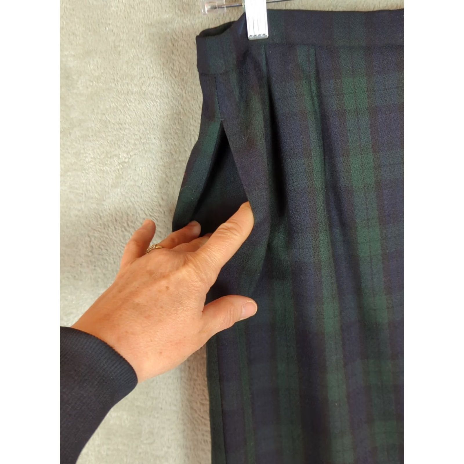 Pendleton VINTAGE Pendleton Maxi Skirt Wool Black Watch Plaid 12 Green Navy Lined Pockets USA Regular Skirt Winter Fall Spring 80s 90s Academia Classic Womens Size 34" / US 12 / IT 48 - 3 Thumbnail