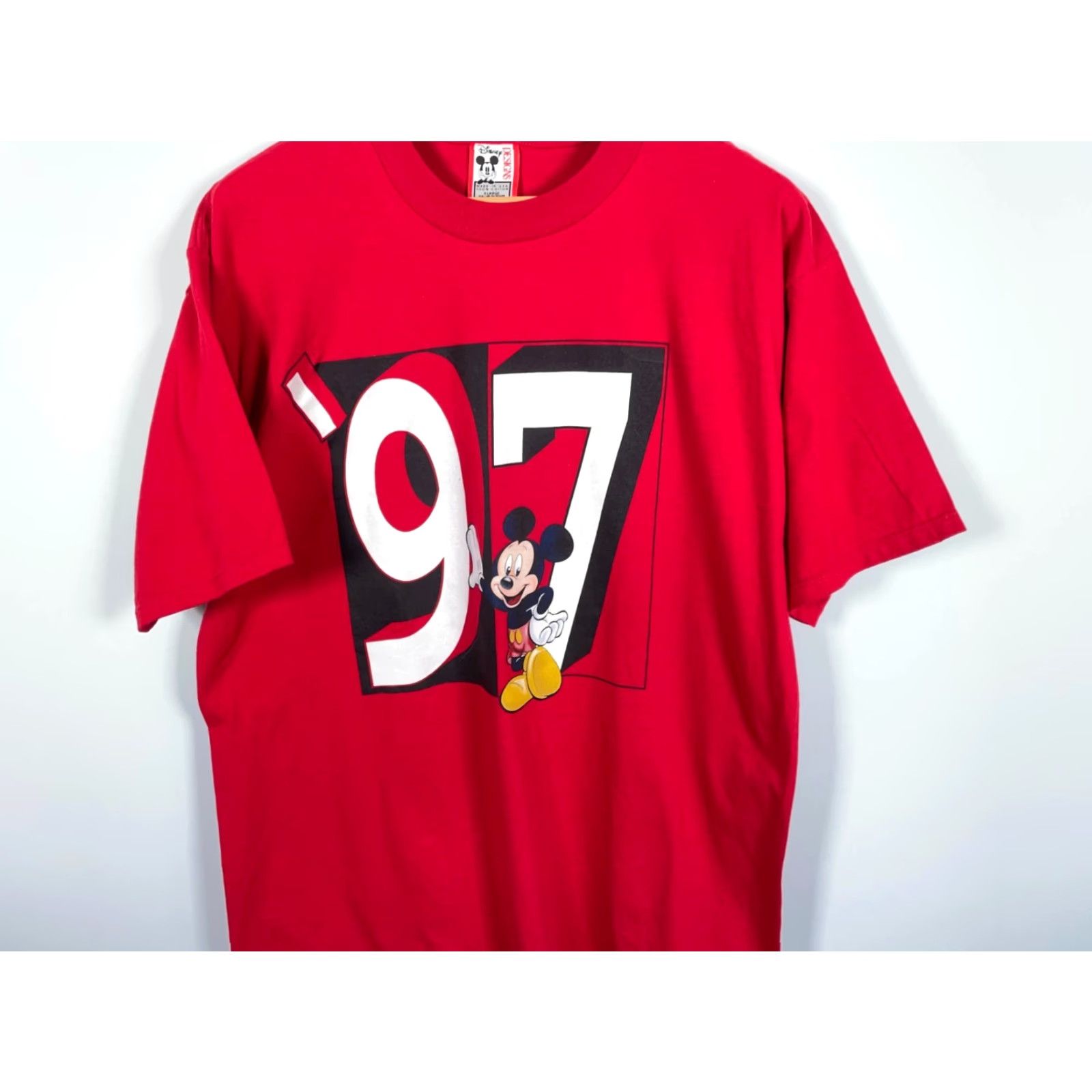 Disney VINTAGE Disney T-Shirt Mickey Mouse Adult XL Red 90s Cartoon Retro Walt Disney World Disney Designs tag 1997 Men Large Size US L / EU 52-54 / 3 - 4 Thumbnail