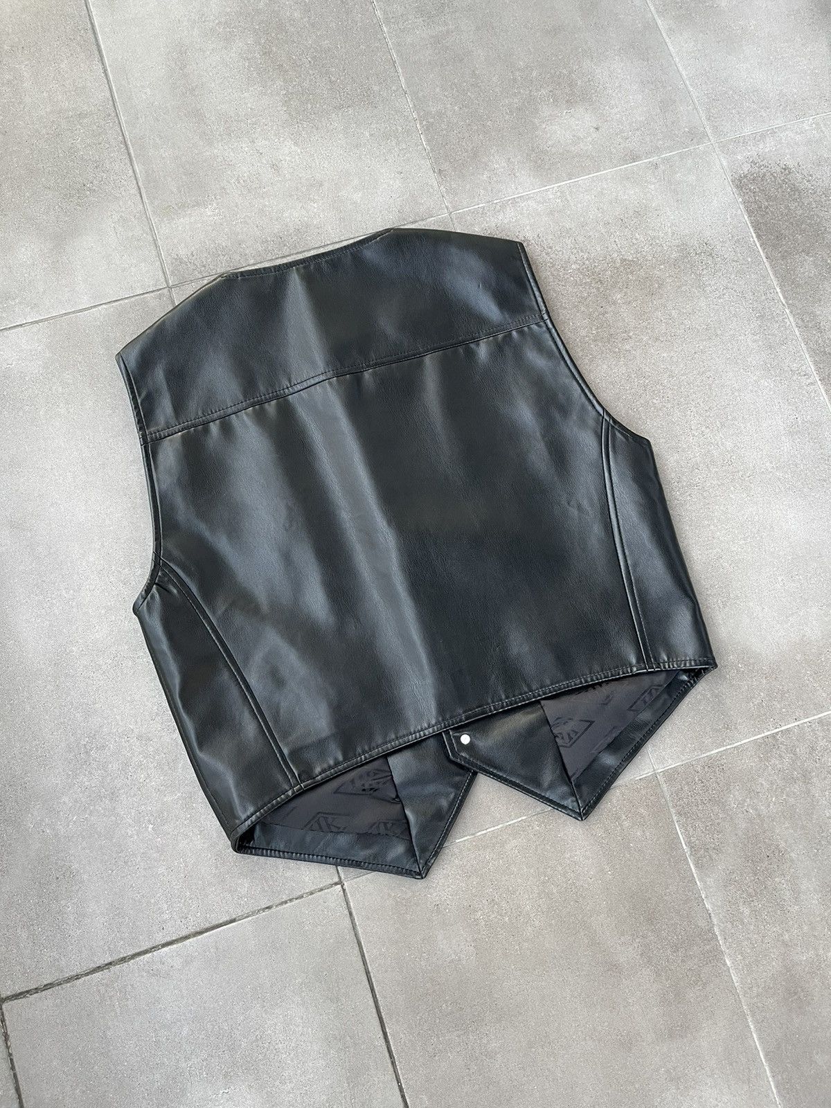 Han Kjobenhavn !DS! FW22 Han Kjobenhavn Button Up Cargo Vest Size US S / EU 44-46 / 1 - 14 Thumbnail