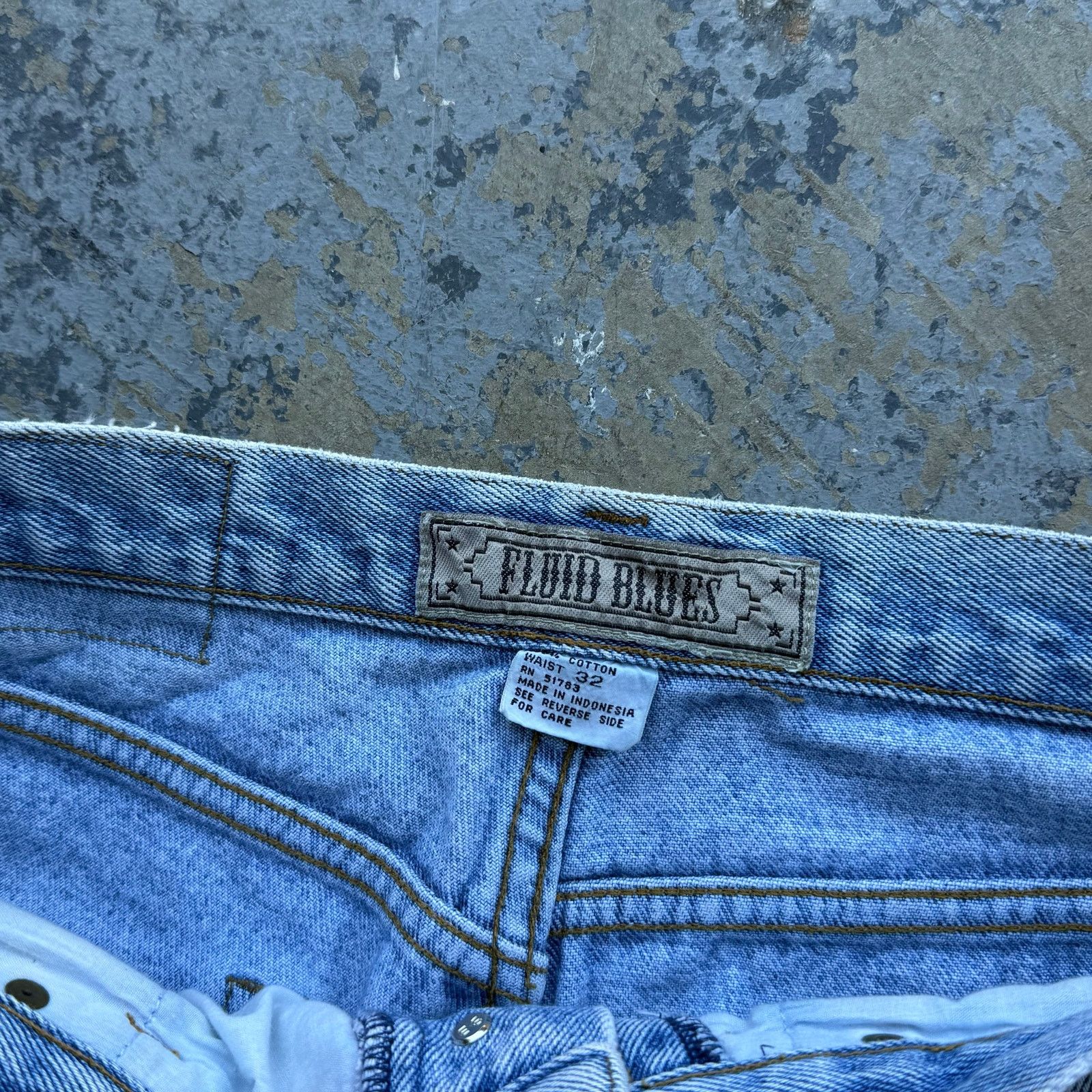 Vintage Vintage 90’s Lightwash Denim Jorts Sz 32 Size US 32 / EU 48 - 5 Thumbnail