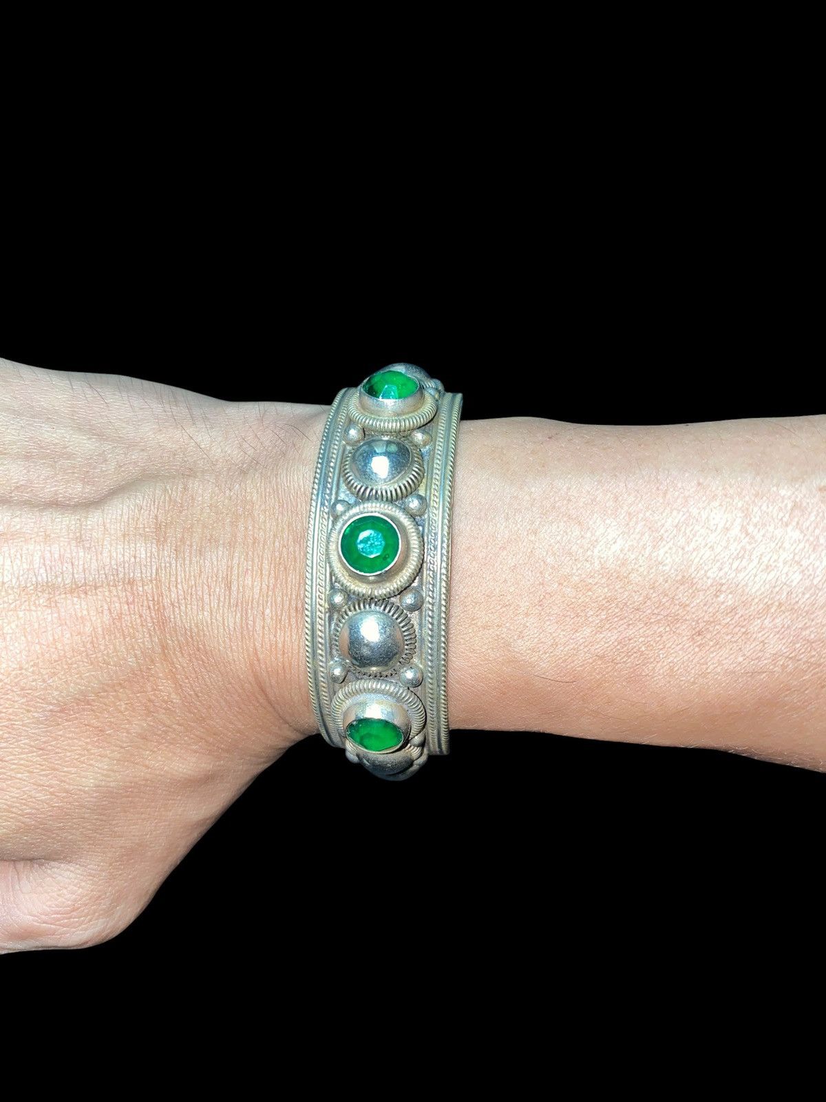 Sterling Silver Vintage 60s-70s Siam Sterling Silver Bracelet emerald green Size ONE SIZE - 6 Thumbnail