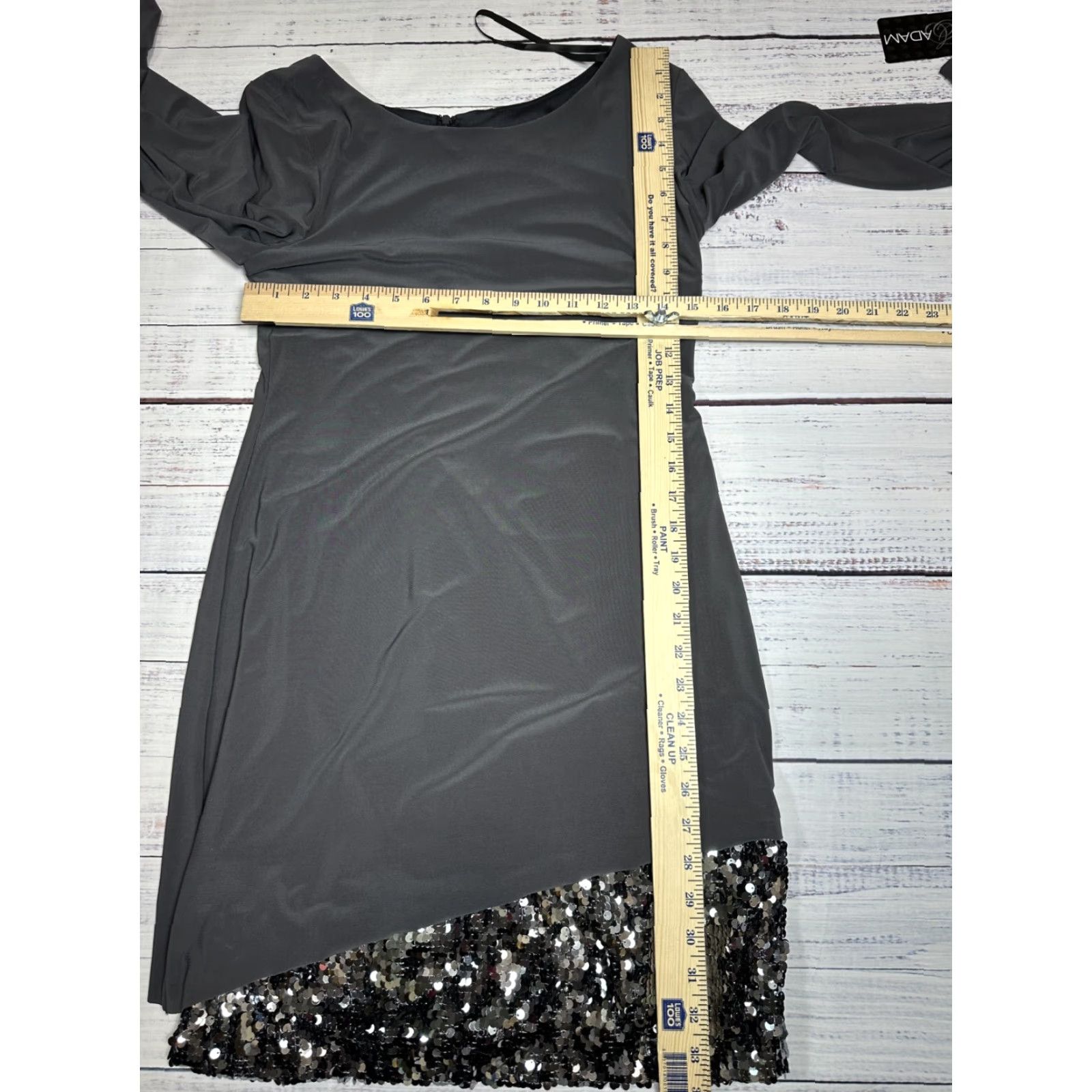 Vintage Betsy & Adam Gray Bodycon Mini Dress Long Sleeve Layered Sequins Cocktail Sz 8 NWT Fashion Womens Holiday Party Dress Size M / US 6-8 / IT 42-44 - 2 Thumbnail