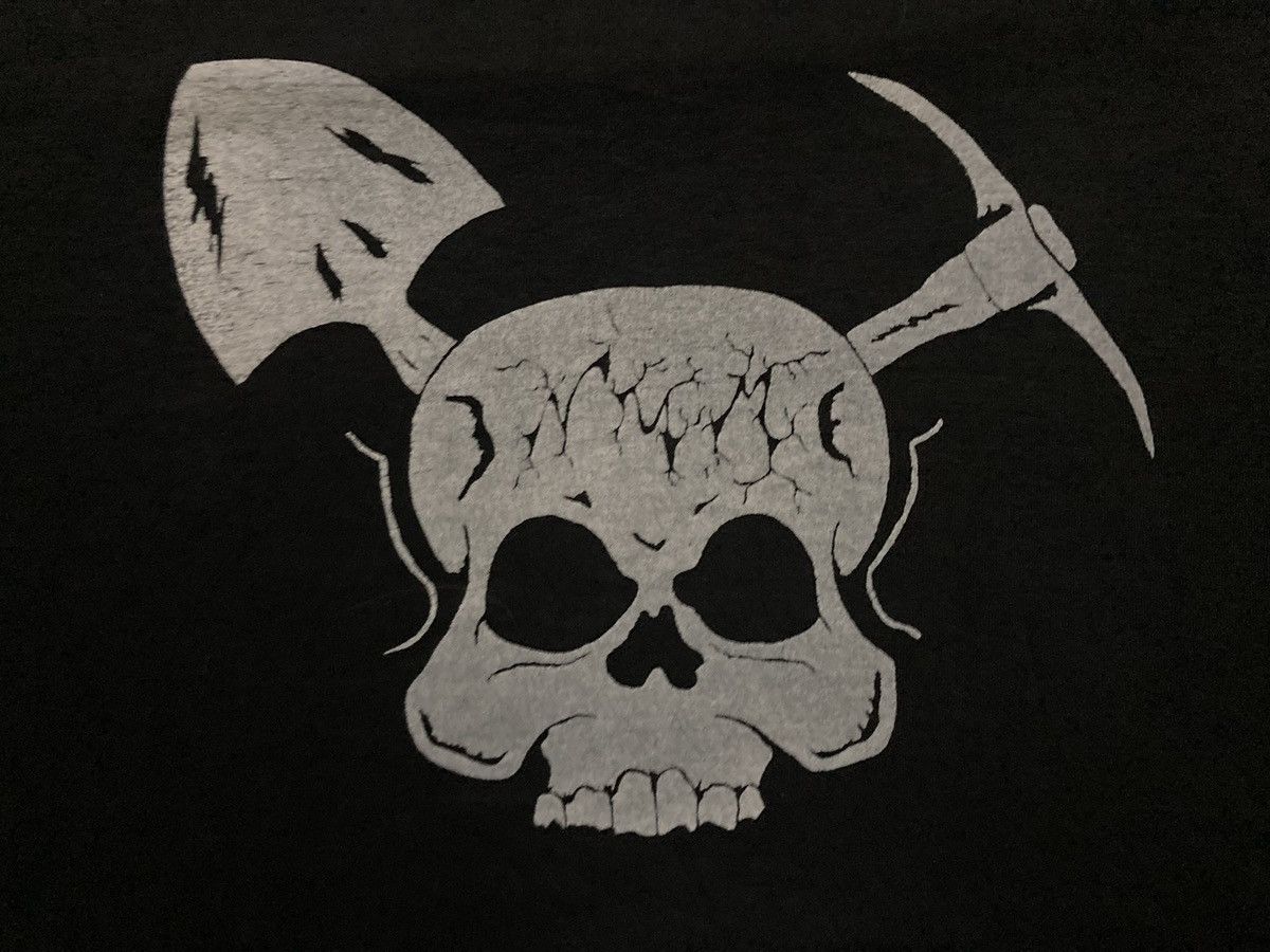 Vintage Vintage T Shirts Skull 00s Size US L / EU 52-54 / 3 - 3 Thumbnail