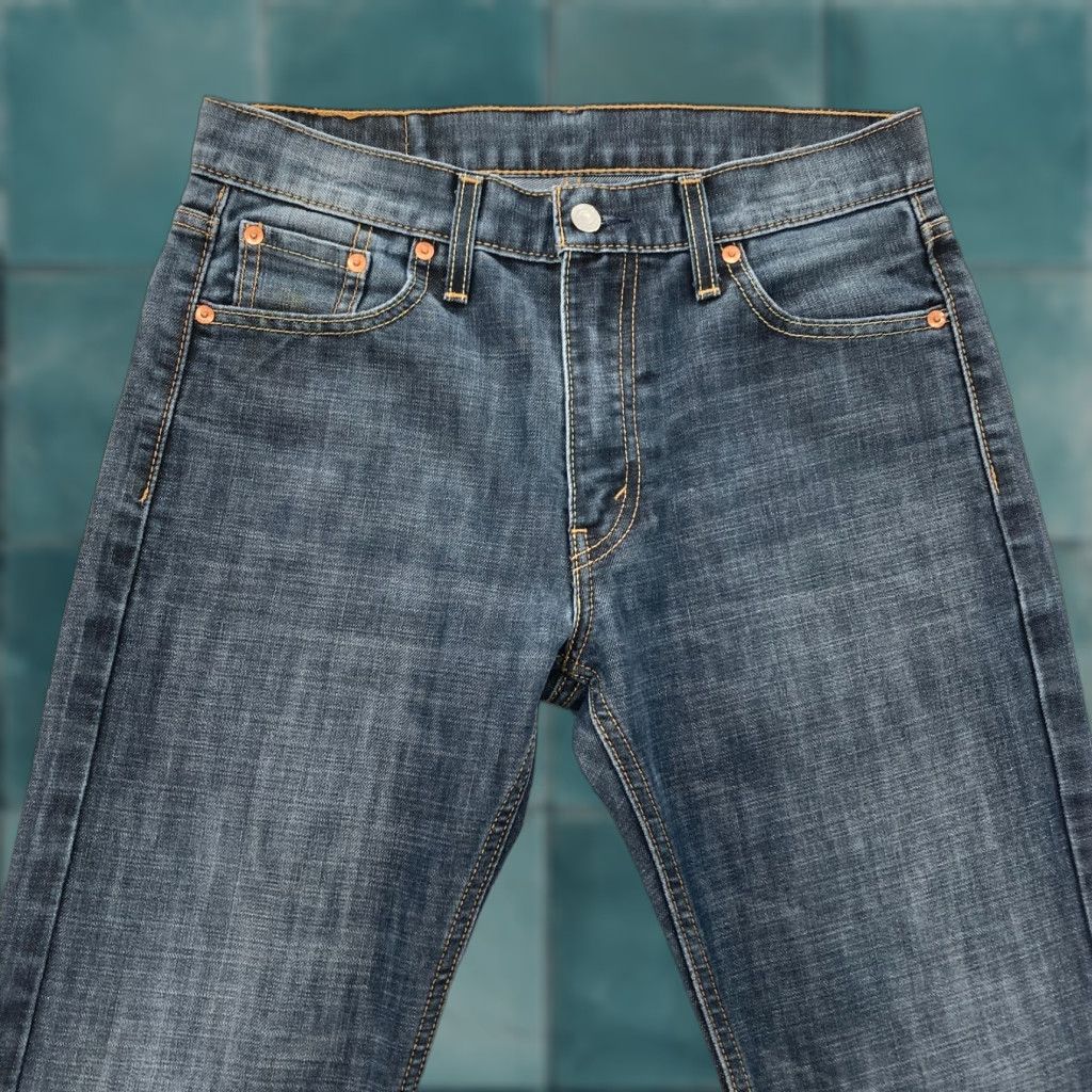 Levi's Levi's 513 Jeans Mens 30x32 Slim Fit Straight Leg Blue Denim Mid Rise Stretch Size US 30 / EU 46 - 1 Thumbnail