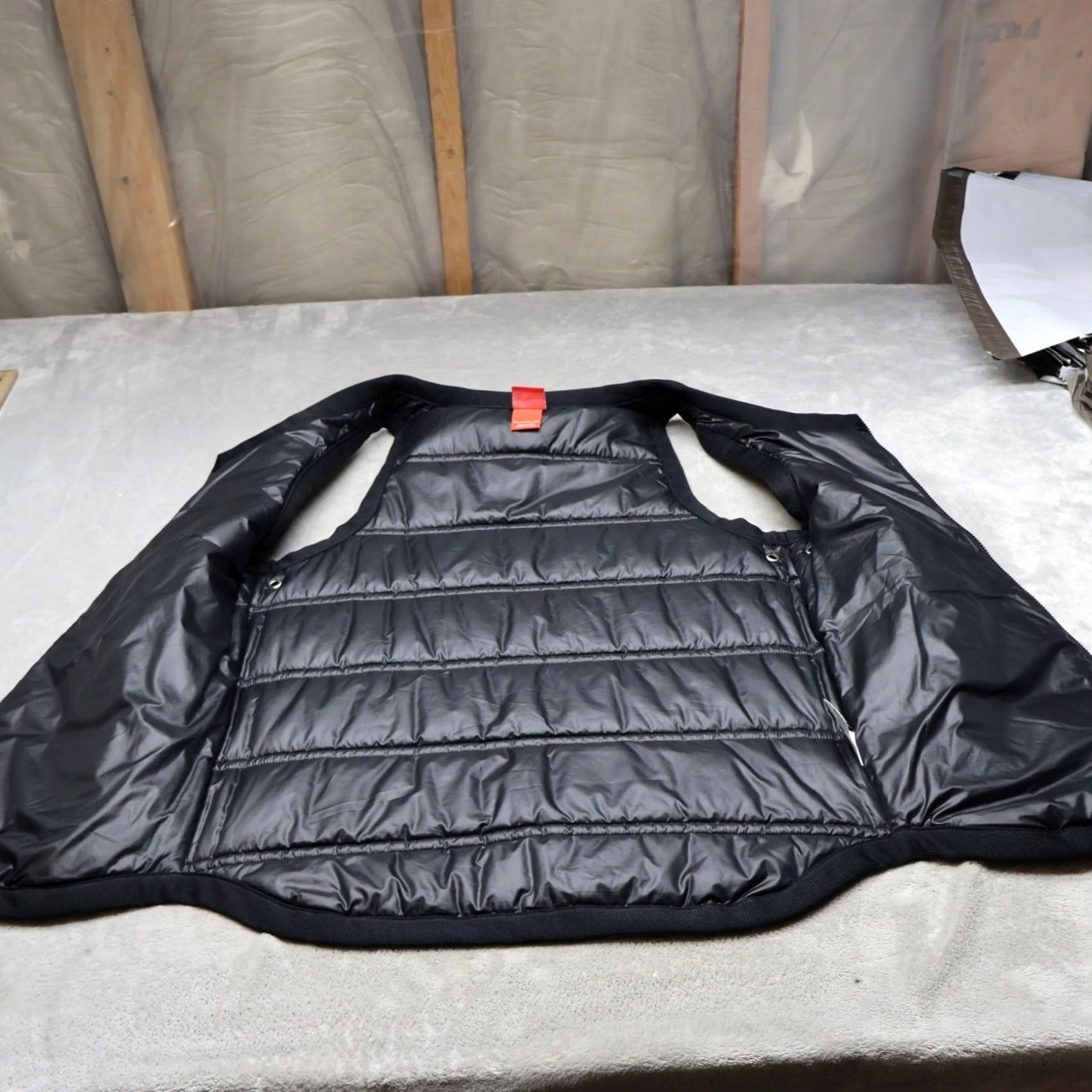 Nike Nike Vest Mens Small Black Lightweight Packable Full Zip Winter Quilted Puffer Size US S / EU 44-46 / 1 - 3 Thumbnail