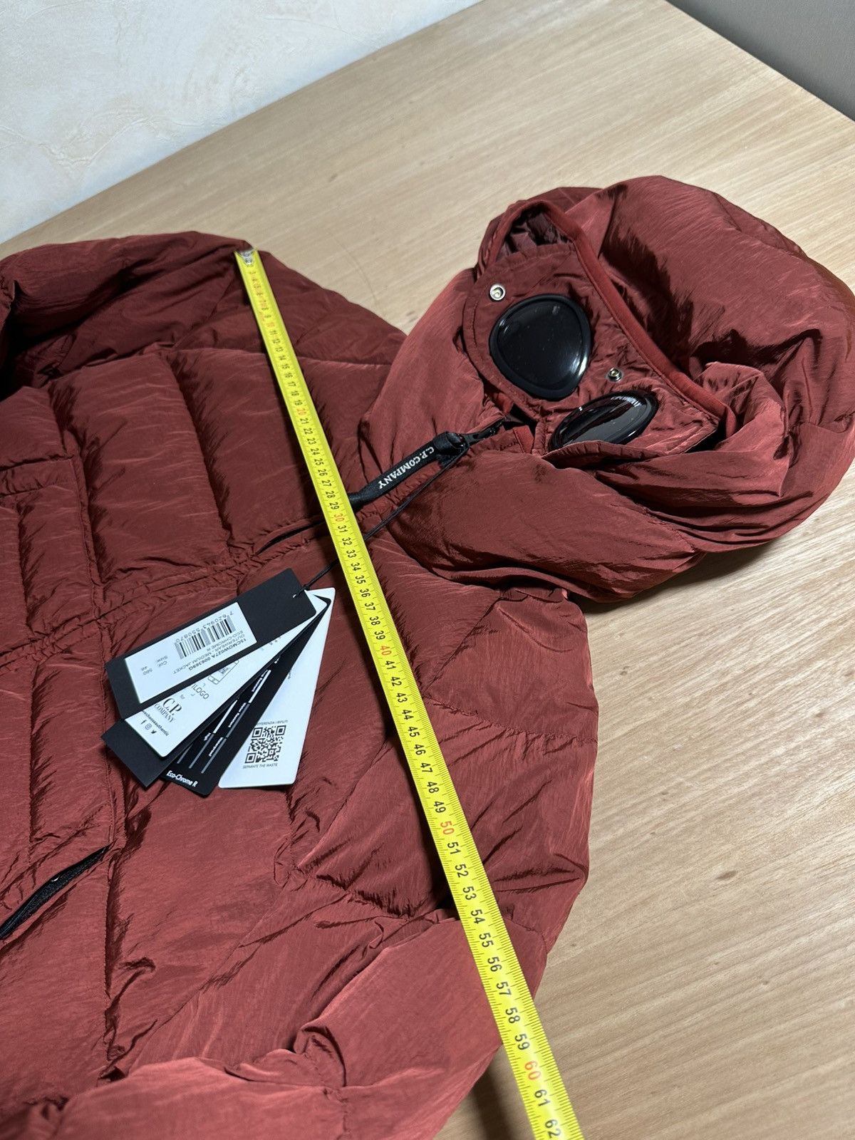 C.P. Company C.P. Company Hooded Down Goggle Jacket Cherry Red Size 46(S) Size US S / EU 44-46 / 1 - 4 Thumbnail