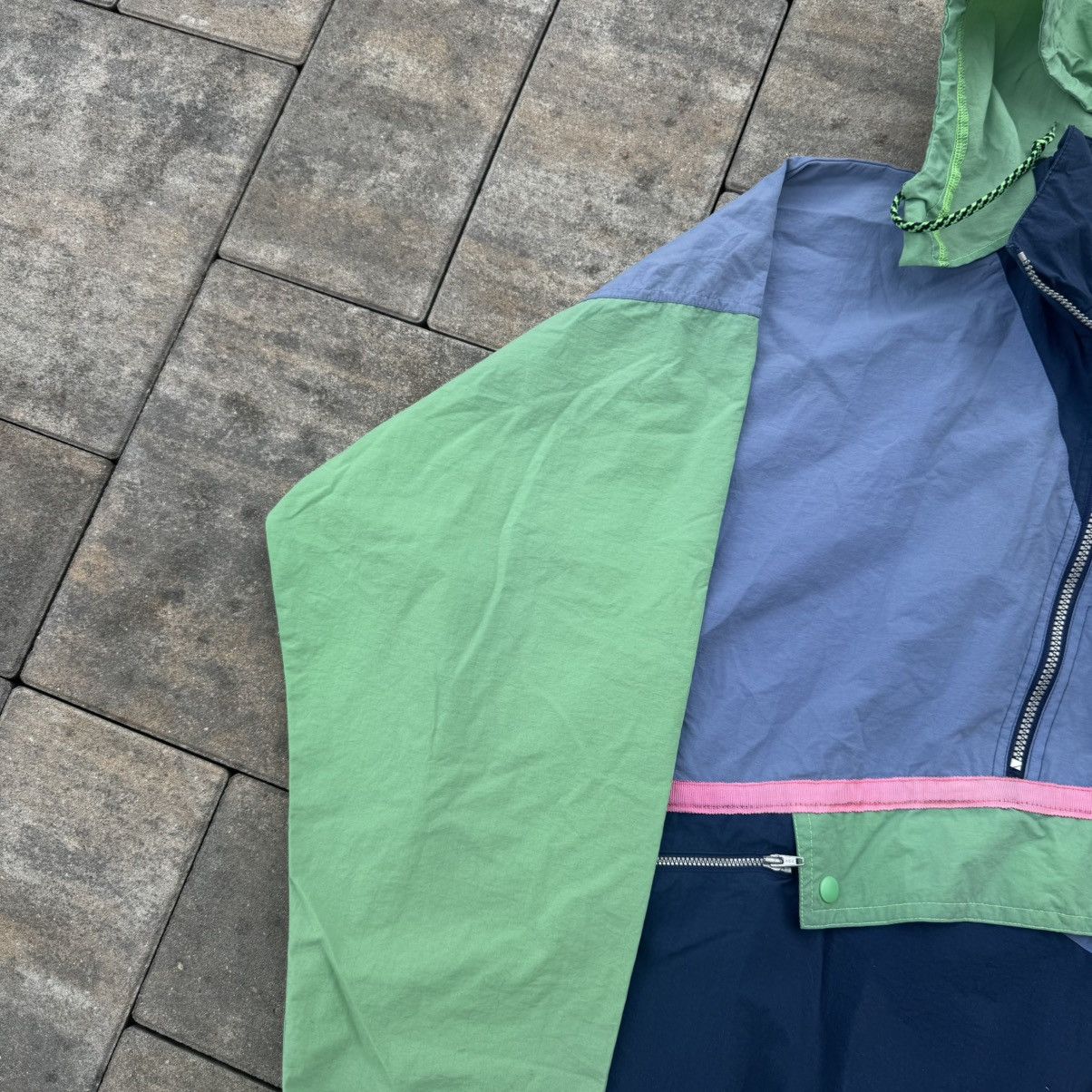 Nike Vintage 90s Nike Nylon Light Zip Windbreaker Track Jacket Size US L / EU 52-54 / 3 - 6 Thumbnail