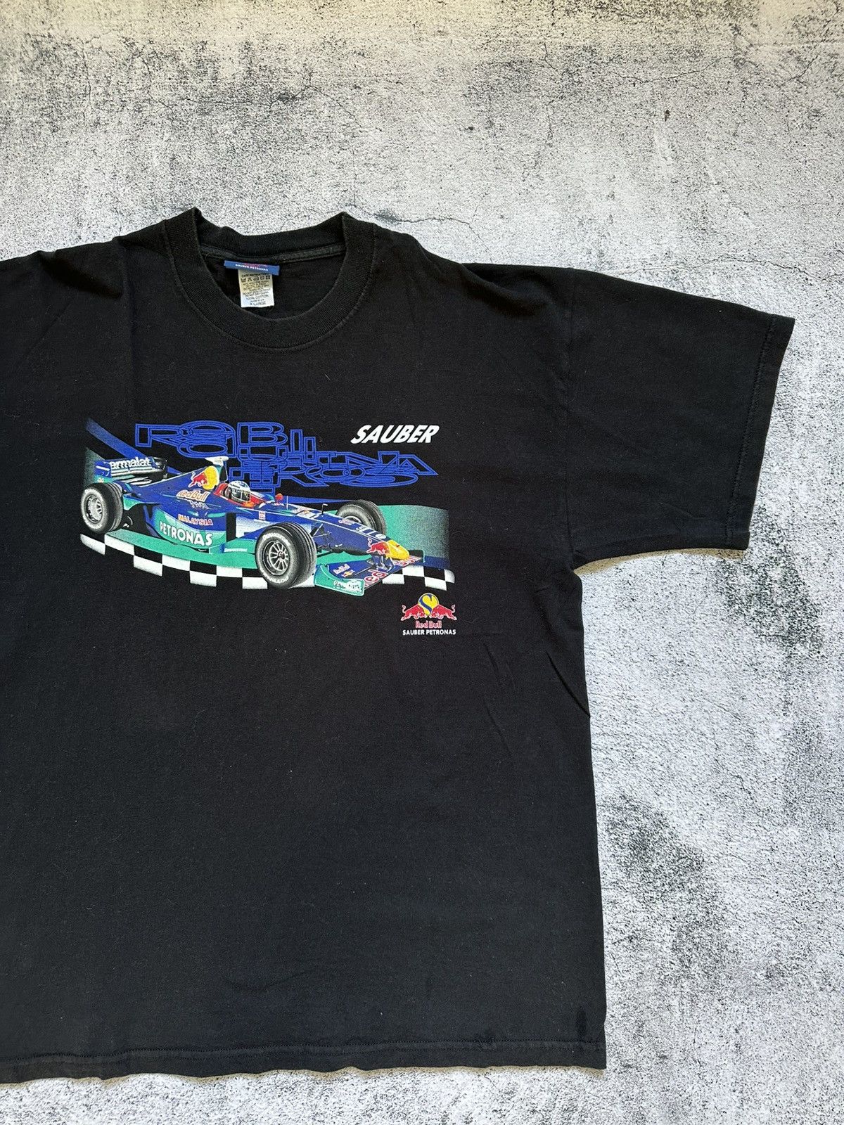 Red Bull Vintage Red Bull Sauber Patronas T-shirt Formula 1 Racing Size US L / EU 52-54 / 3 - 3 Thumbnail