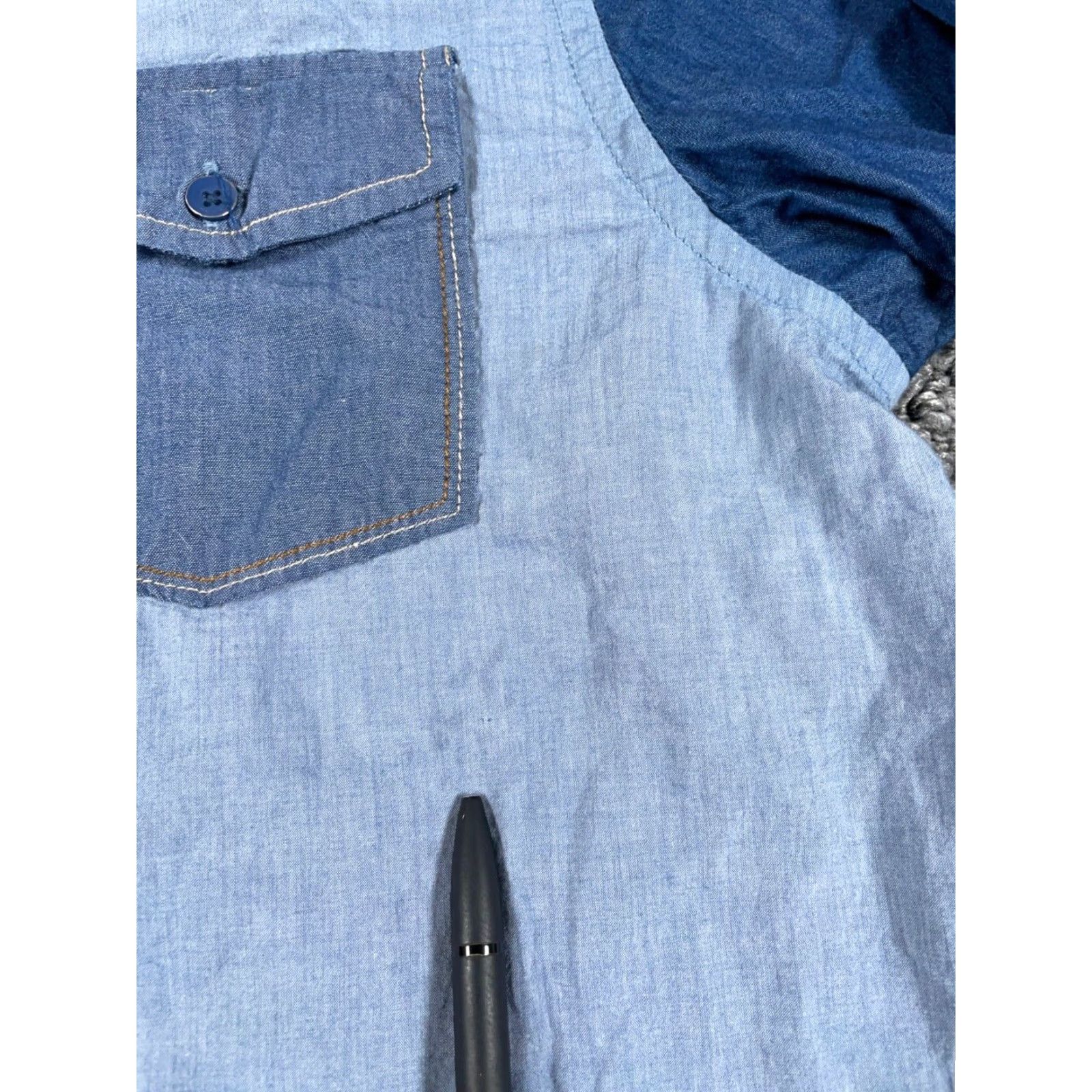 Guess GUESS Blue Chambray Colorblock Shirt Adult XL Lightweight Western Button-Up Mens Size US XL / EU 56 / 4 - 4 Thumbnail