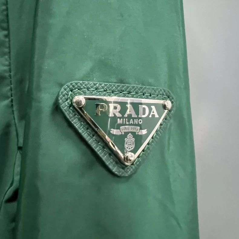 Prada Prada Green triangle logo nylon jacket 2502-Nextarrow Size US S / EU 44-46 / 1 - 5 Thumbnail