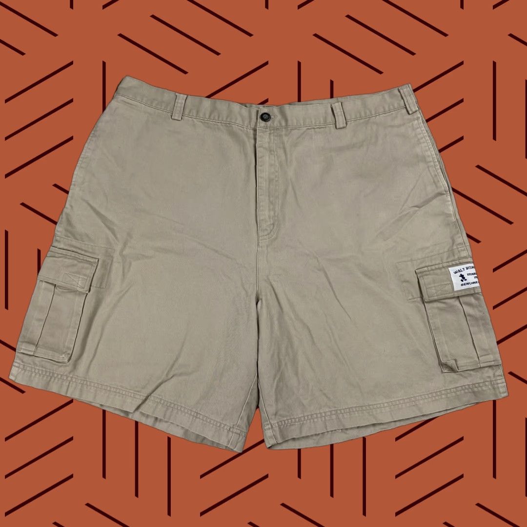 Disney VINTAGE Disney Men's Khaki Cargo Shorts Flat Front Size 42 Casual Travel Workwear 100% Cotton Size US 42 / EU 58 - 1 Thumbnail