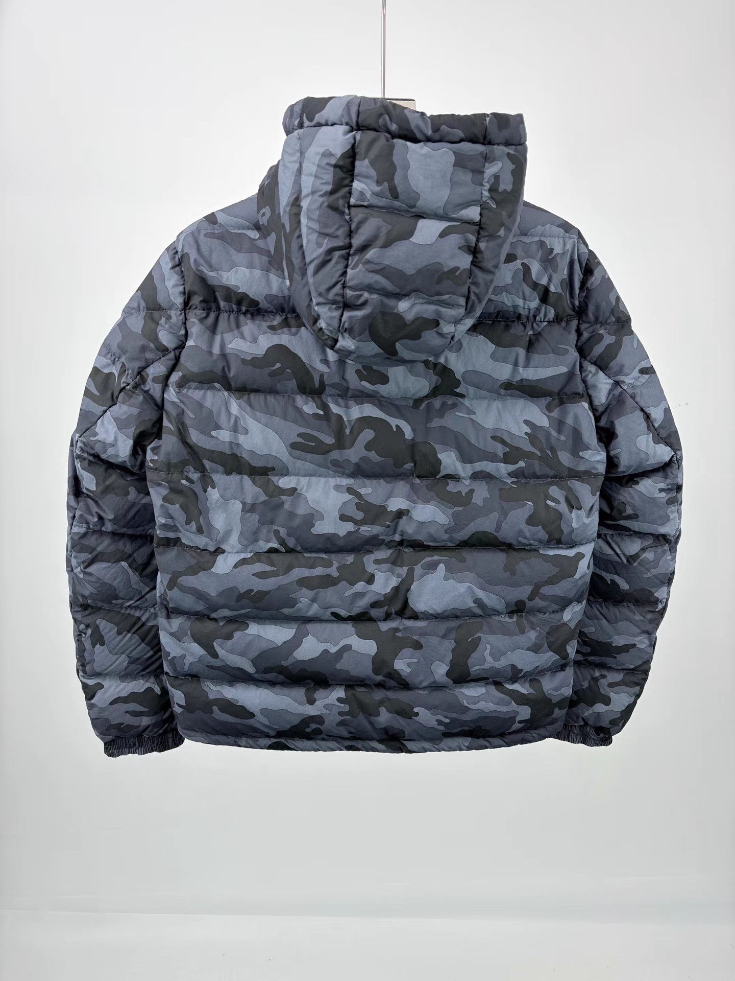 Moncler MONCLER AITON Camouflage Down Jacket Size US M / EU 48-50 / 2 - 2 Thumbnail