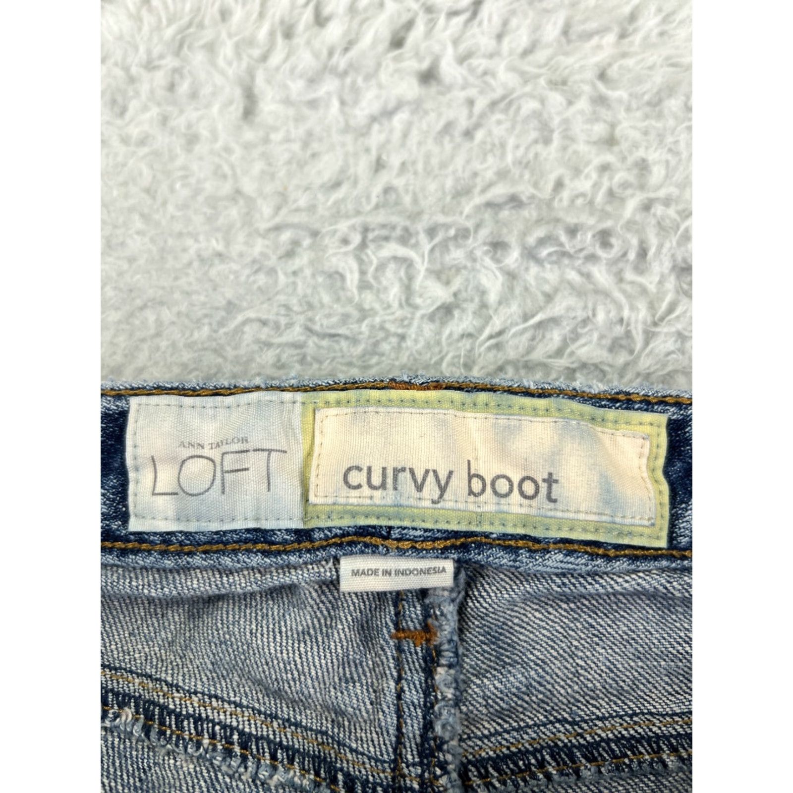 Loft LOFT Jeans Women's 6 Blue Denim Bootcut Low Rise 29in 5-Pocket Stretch Womens Size 28" / US 6 / IT 42 - 6 Thumbnail