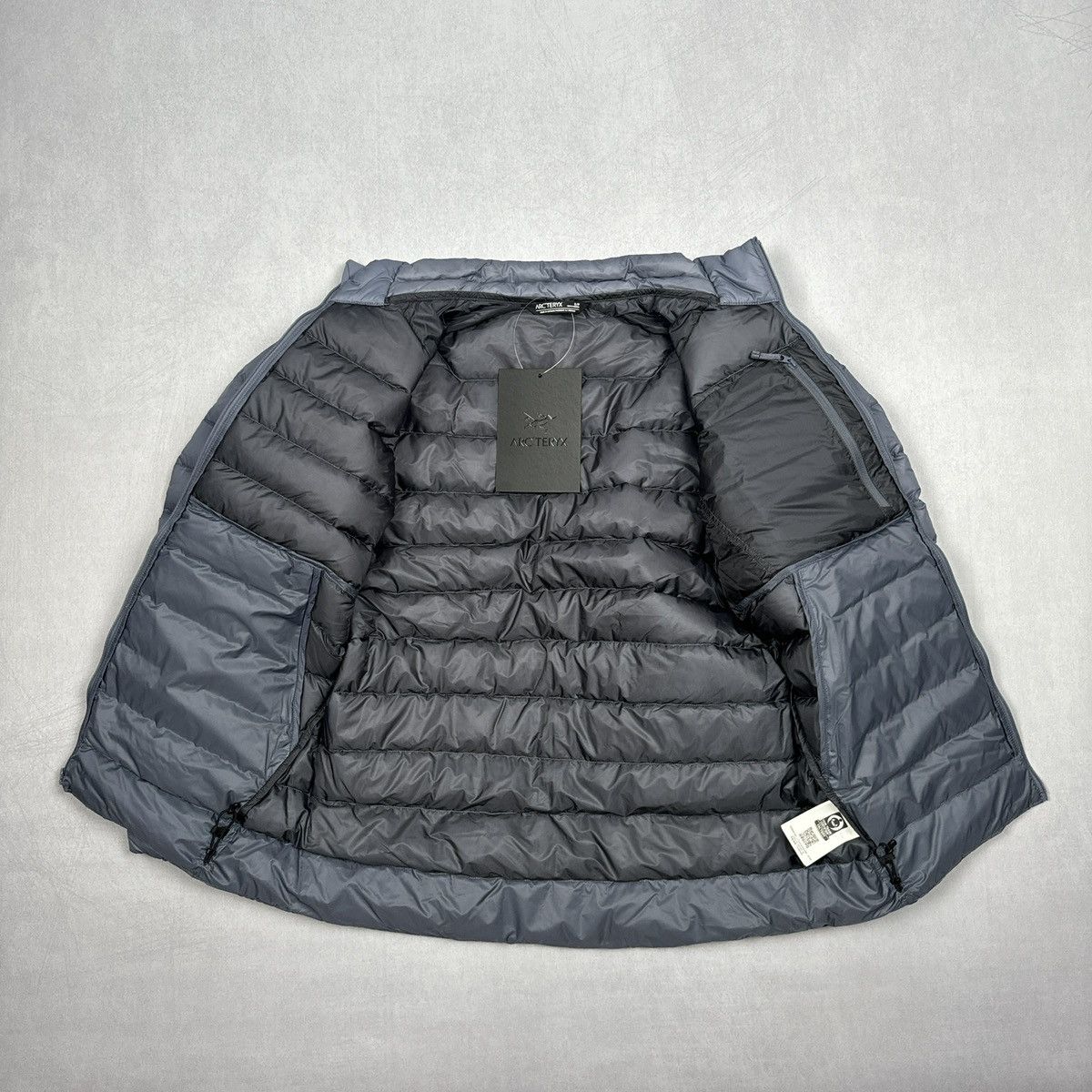 Arc'teryx Cerium Down Jacket Stratus Size US S / EU 44-46 / 1 - 4 Thumbnail