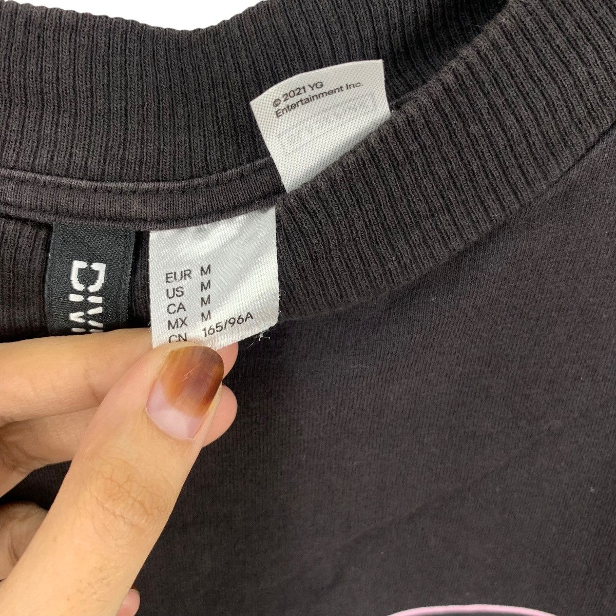 H&M H&M DIVIDED x BLACKPINK 2021 Collection Sun Faded Tee Shirt Size M / US 6-8 / IT 42-44 - 9 Thumbnail