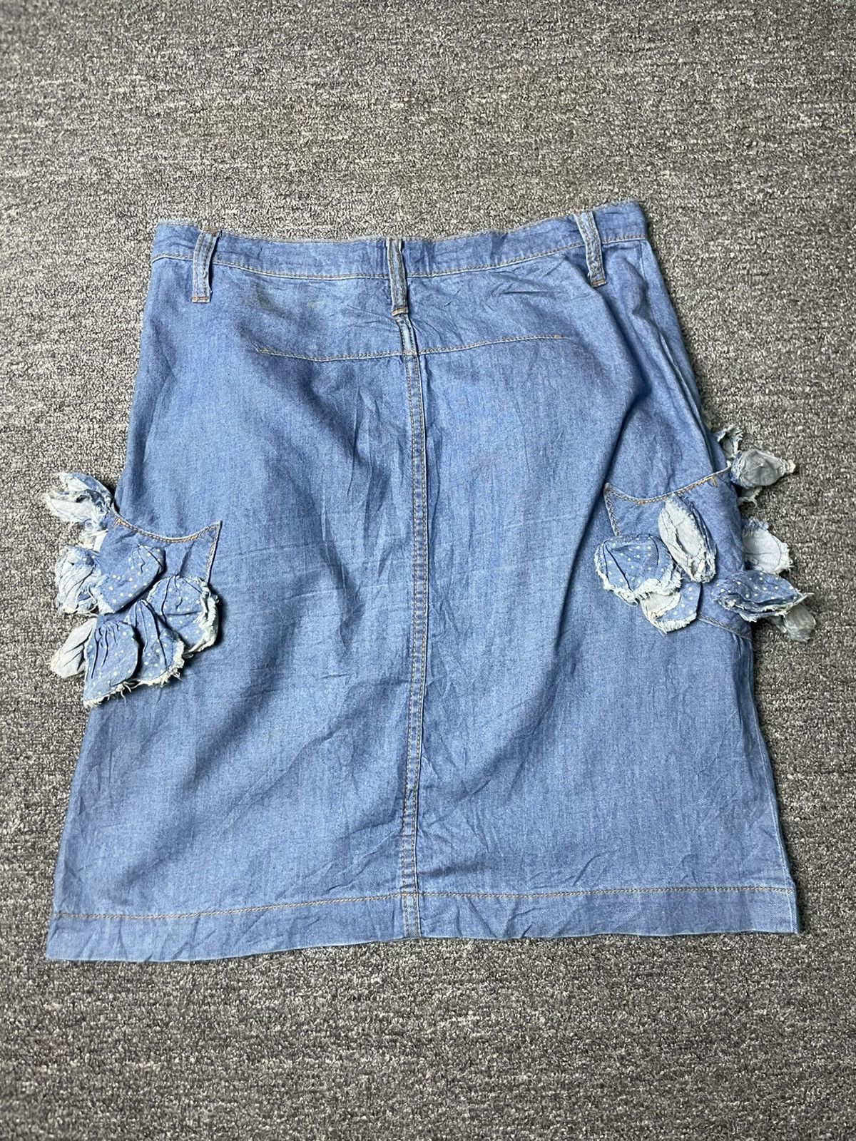 Issey Miyake × Japanese Brand × Ne-Net NE-NET by Issey Miyake Flower Ruffles Denim Skirt (83) Size 30" / US 8 / IT 44 - 13 Thumbnail