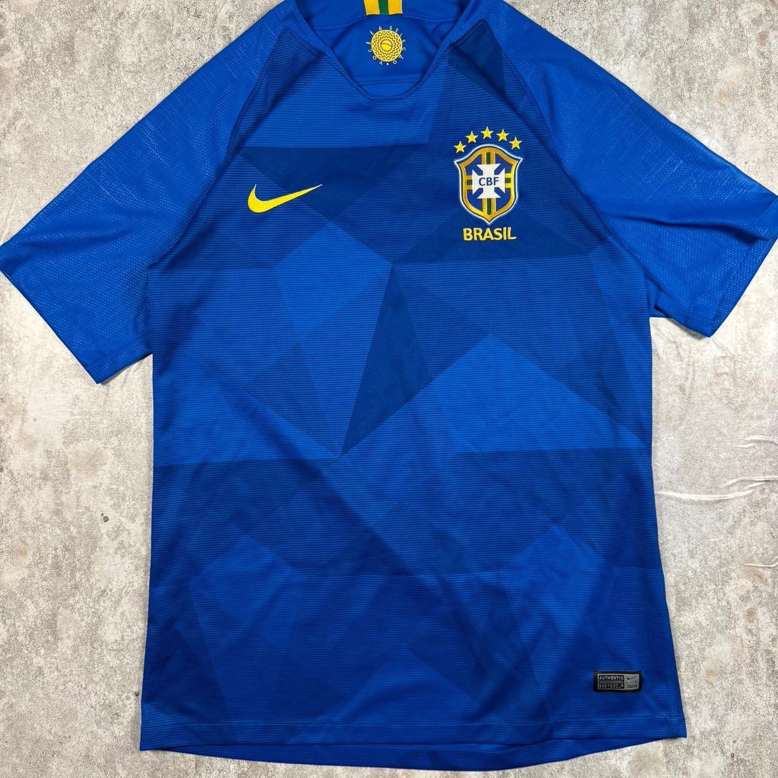 Nike 2018 Blue Nike Brazil Soccer Jersey – Size Medium Size US M / EU 48-50 / 2 - 1 Thumbnail