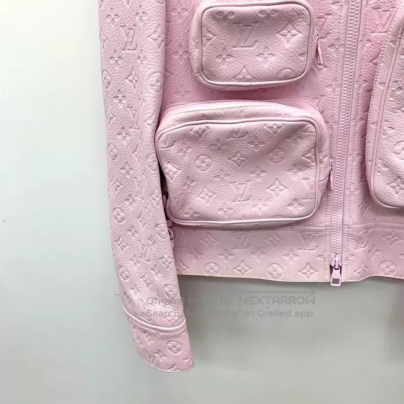 Louis Vuitton Louis Vuitton Pink logo presbyopic embossed full print cow Size US S / EU 44-46 / 1 - 4 Thumbnail