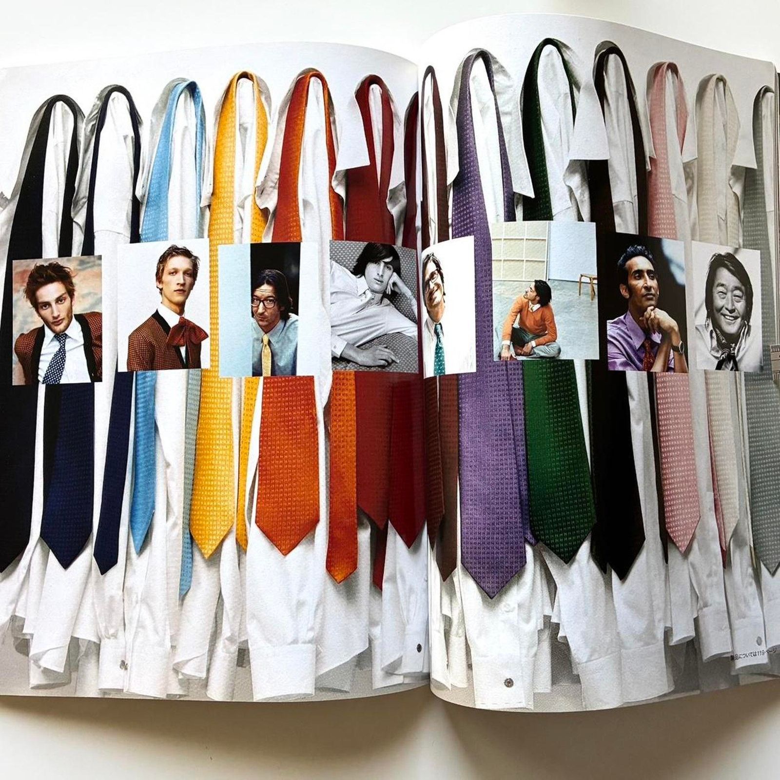 Hermes × Maison Margiela × Vintage Hermès Le Monde Automne Hiver 2005 magazine d'Hermès Size ONE SIZE - 2 Thumbnail