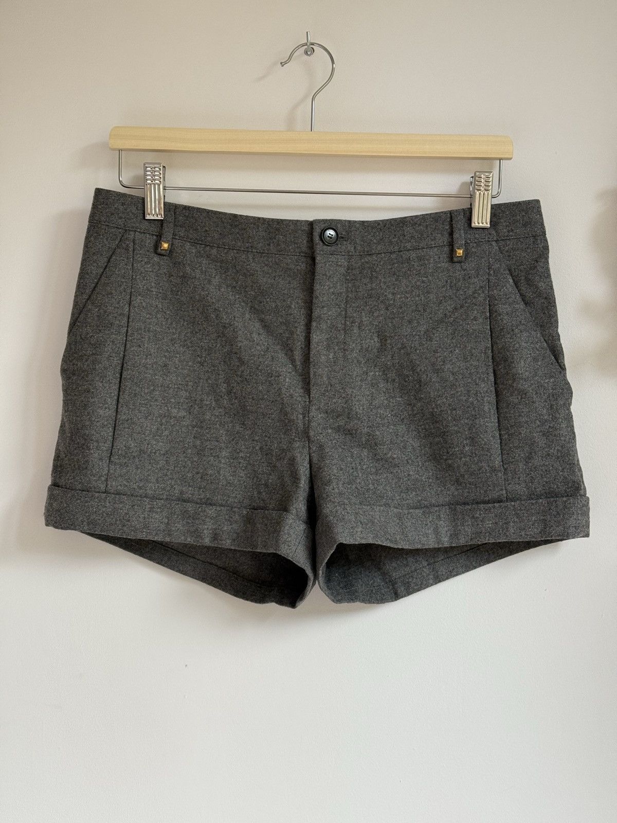 Designer × Gucci × Vintage Gucci Grey Wool and Cashmere Mini Shorts Size 30" / US 8 / IT 44 - 1 Thumbnail
