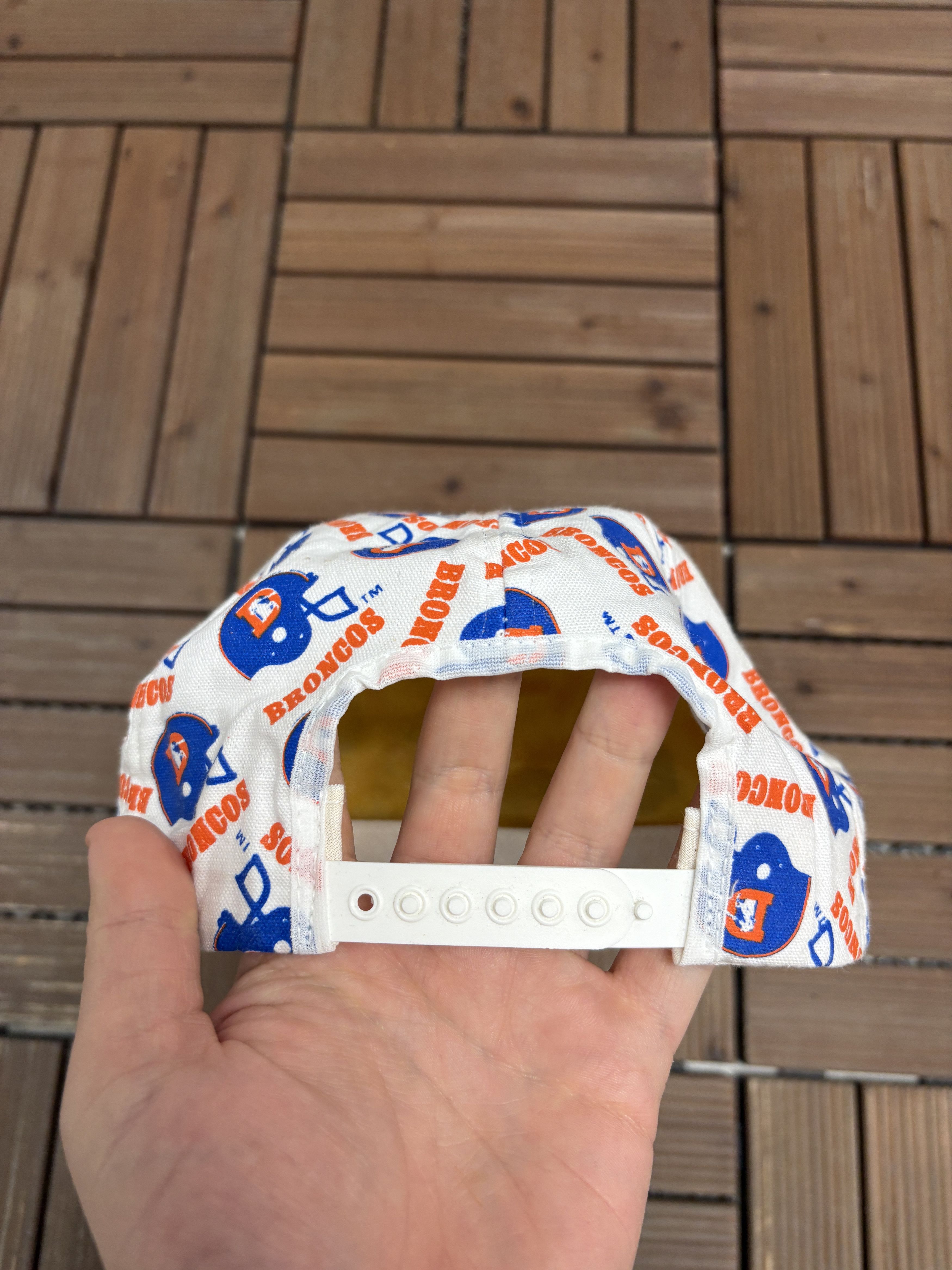 Vintage Denver Broncos Helmet AOP Vintage White Snap BackHat Size ONE SIZE - 5 Thumbnail