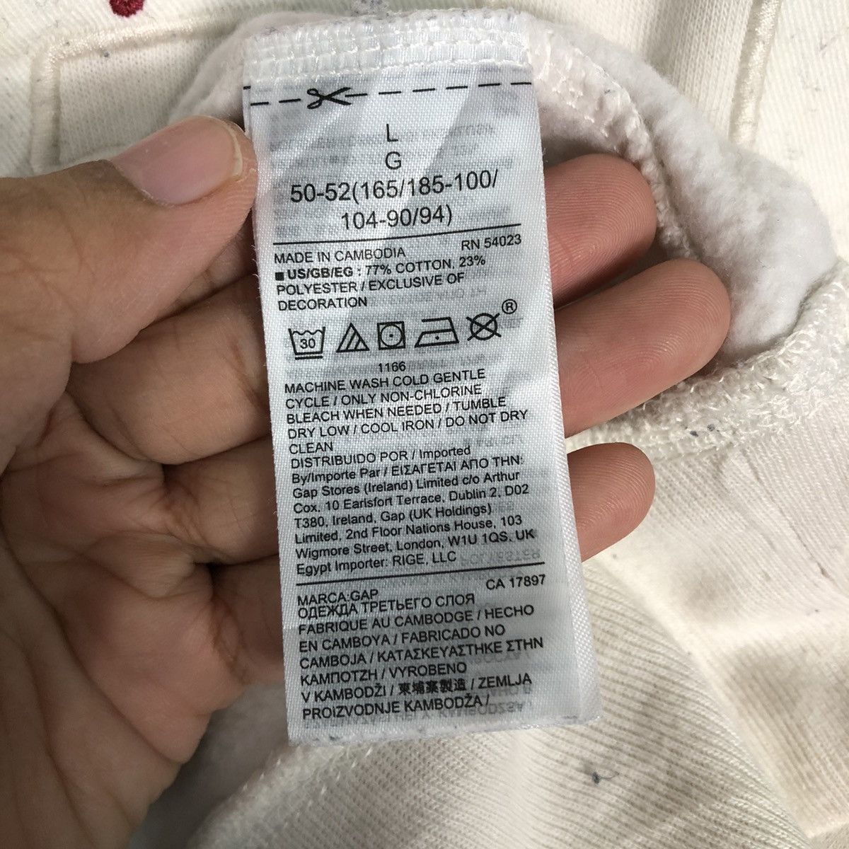 Japanese Brand GAP Original Spellout Crewneck Sweatshirt Cream Beige Size US L / EU 52-54 / 3 - 14 Thumbnail