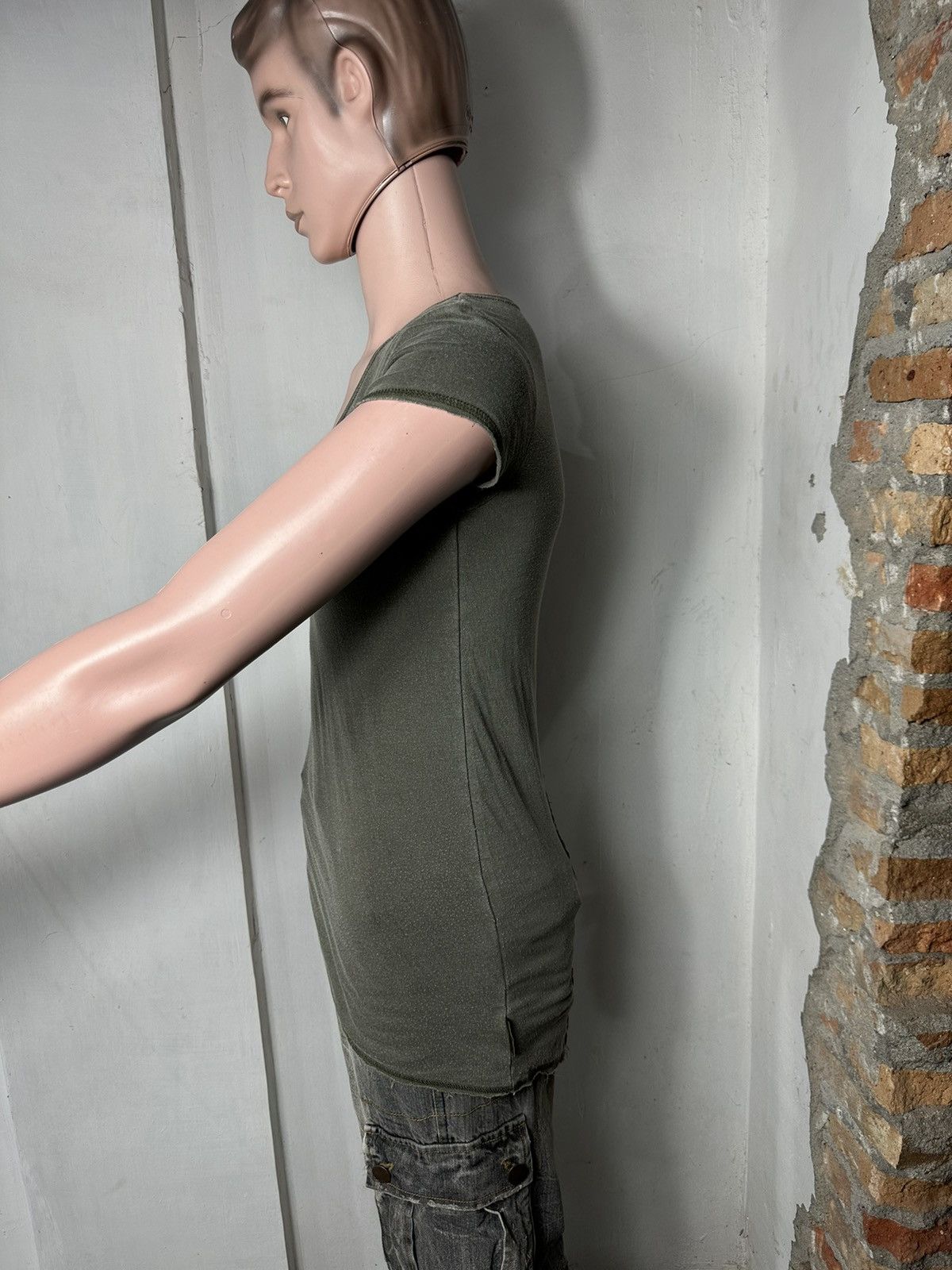 Japanese Brand GOA Faded Olive Asymmetric V neck Tshirt Size US S / EU 44-46 / 1 - 15 Thumbnail