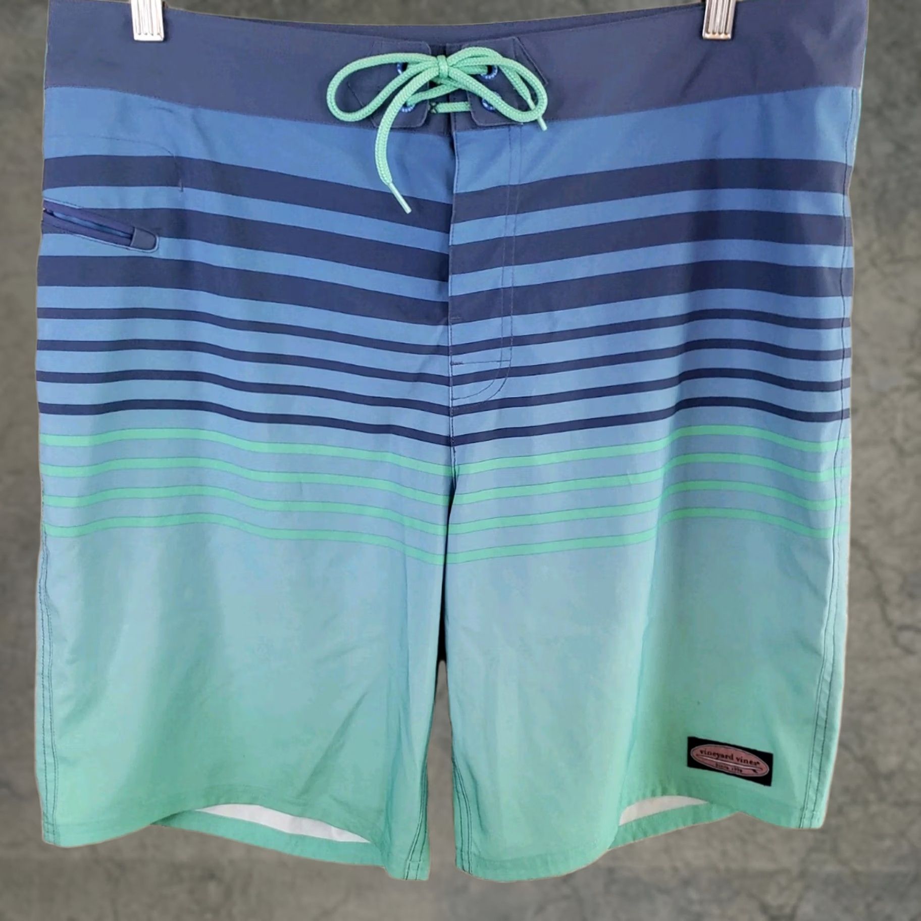 Vineyard Vines Vineyard Vines Board Shorts Men 36x9 Blue Green Striped Drawstring Pockets Logo Surfing Beach Size US 36 / EU 52 - 1 Thumbnail