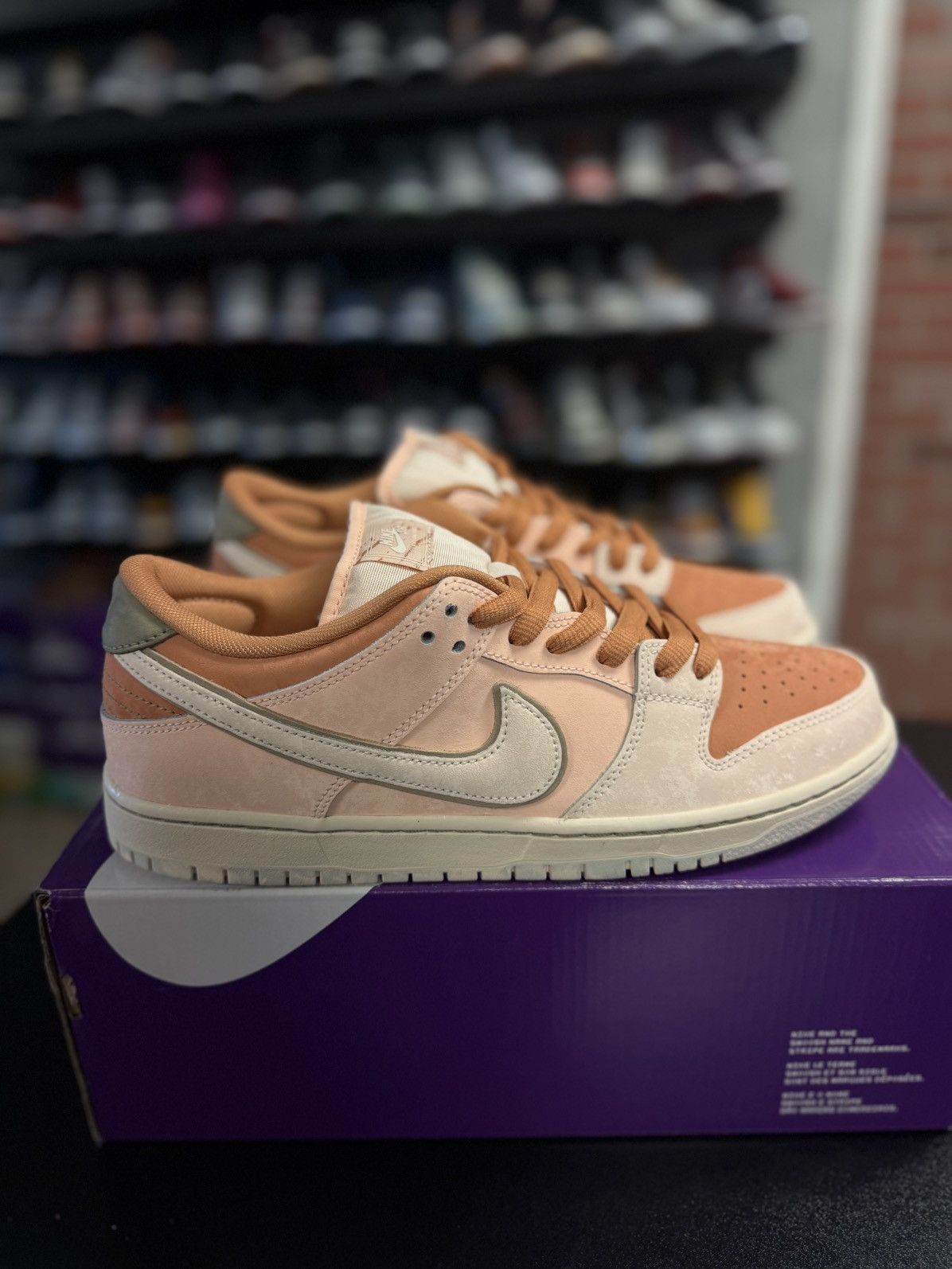 Nike 10.5 — Nike SB Dunk Low Trocadero Gardens (FV5926-200) Size US 10.5 / EU 43-44 - 1 Thumbnail