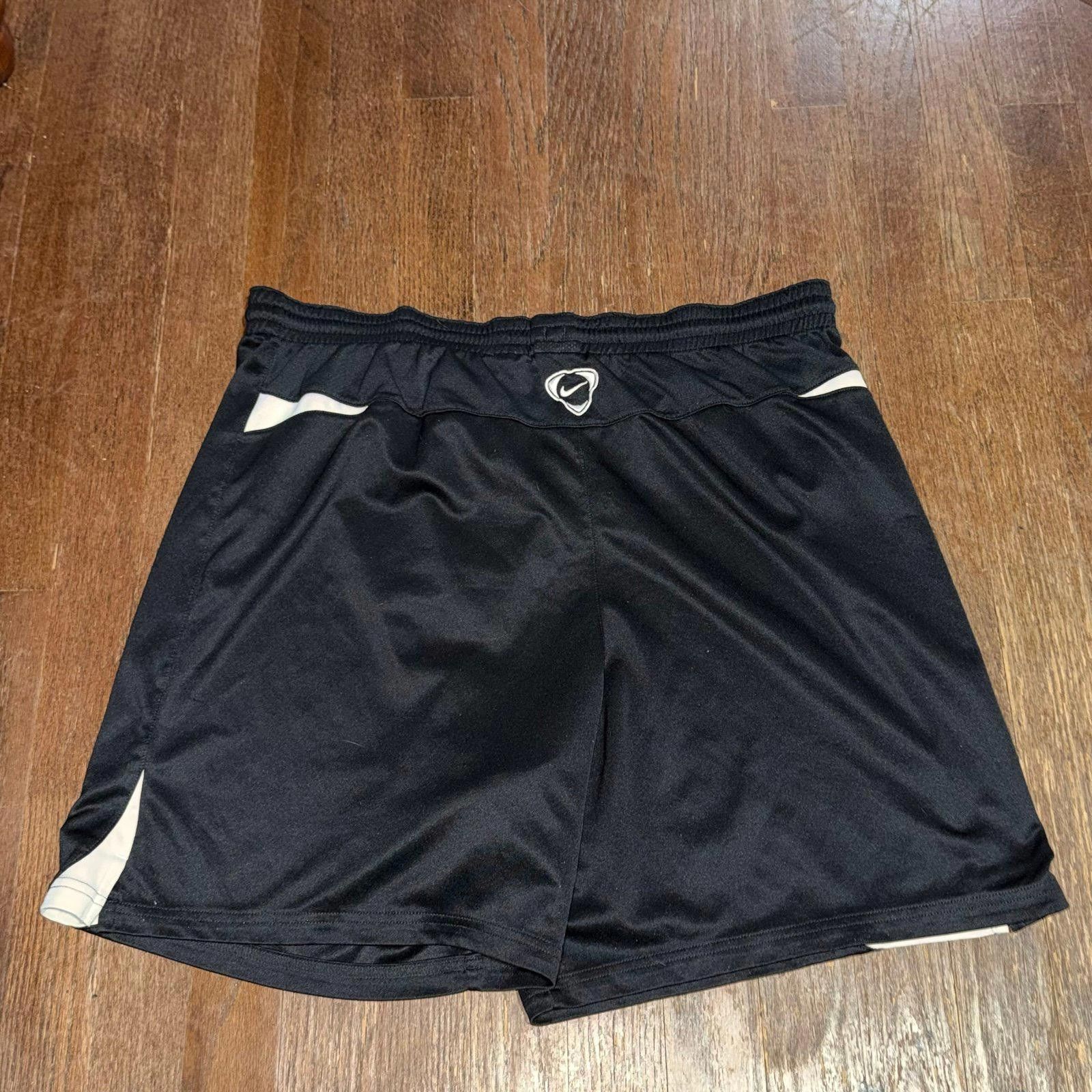 Nike Nike Black/White Hoop Shorts ACG Mens LG Y2K 90s Rare Size US 34 / EU 50 - 2 Thumbnail