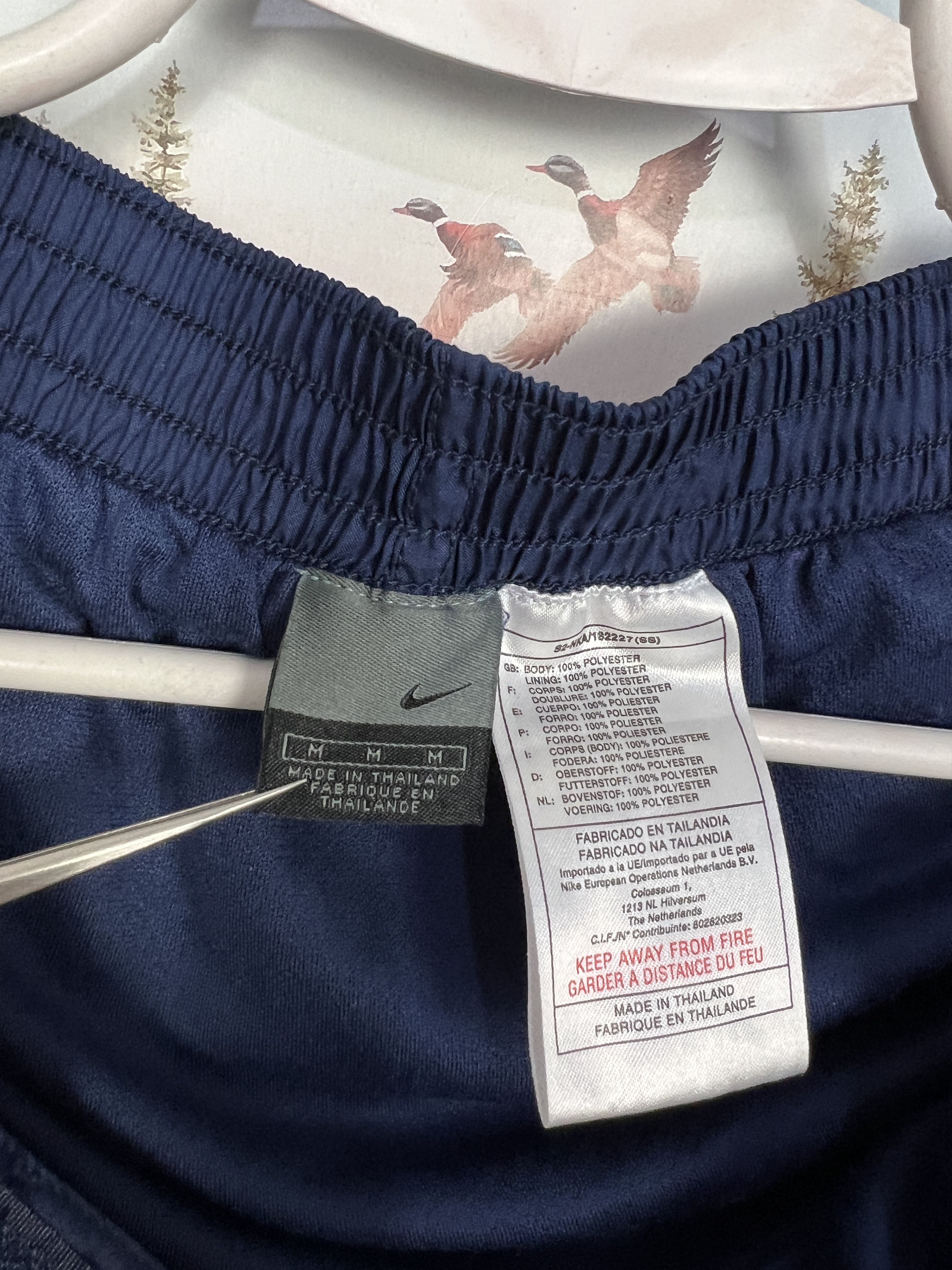 Nike Vintage 2000's Nike USA Football Shorts Soccer Rare National Size US 32 / EU 48 - 8 Thumbnail