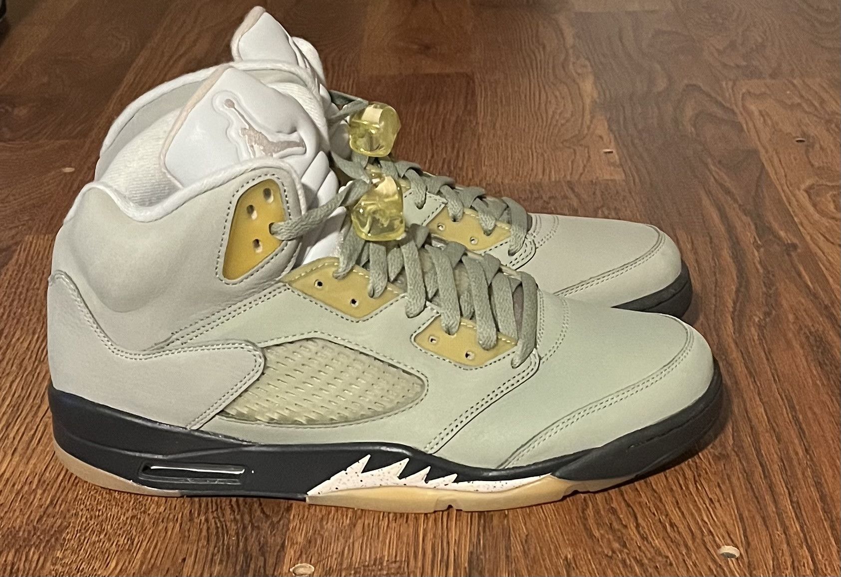 Air Jordan 5 Retro SE Jade Horizon
