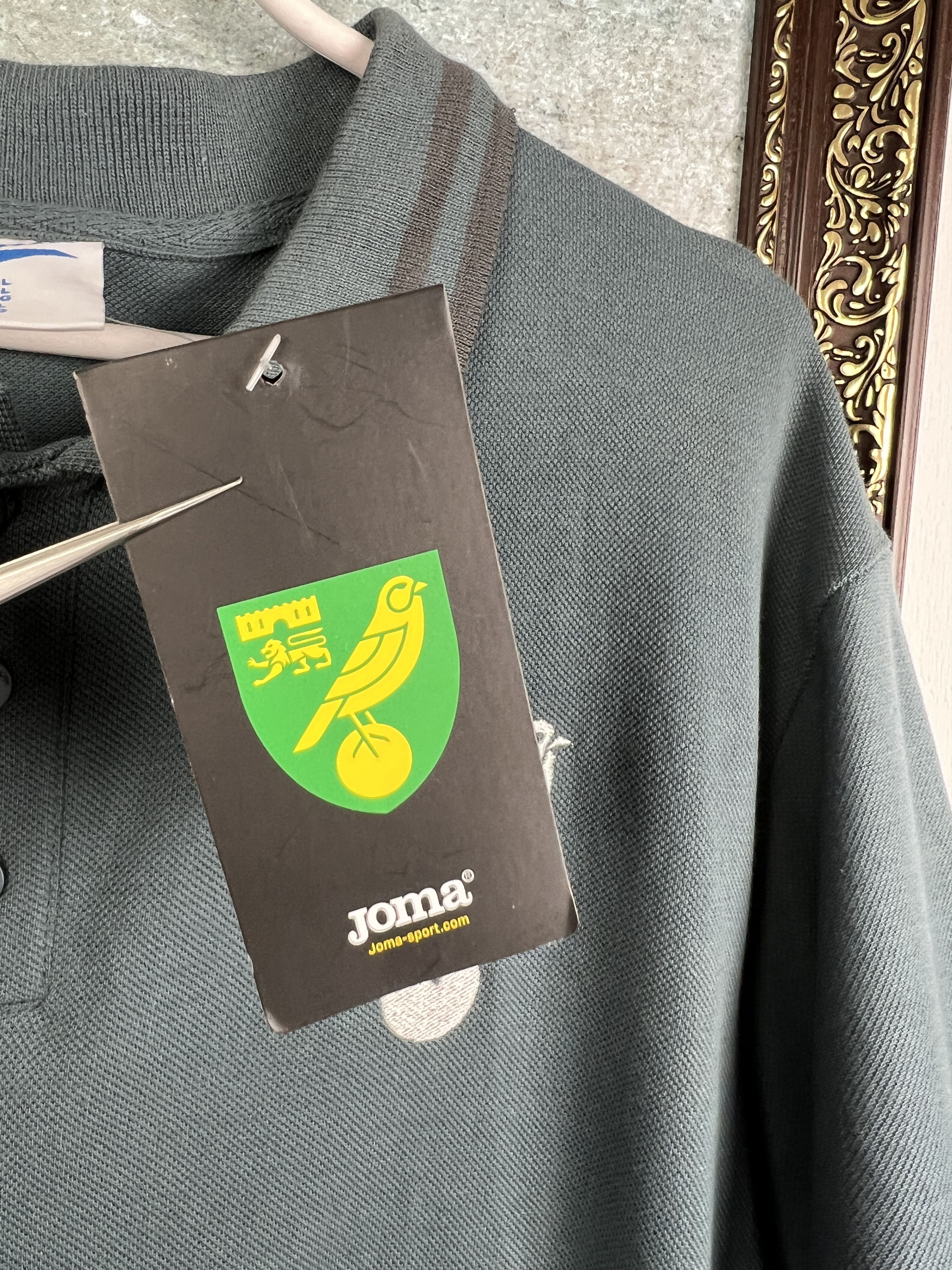 Joma Norwich City Football Polo Train Shirt Soccer Jersey Trikot Size US L / EU 52-54 / 3 - 5 Thumbnail