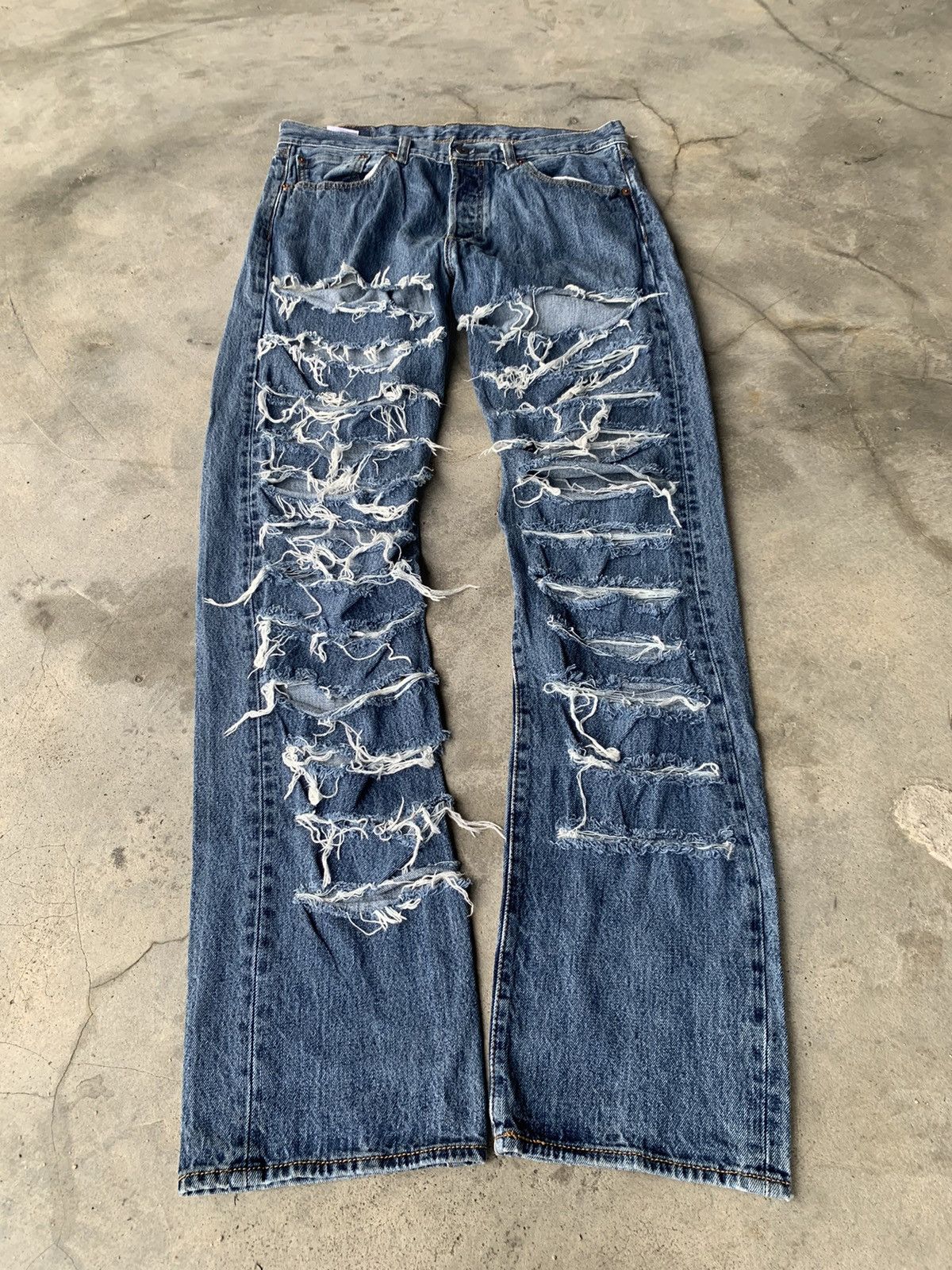 Levi's Grunge heavy distressed Levi's 501 jeans. Size US 33 - 11 Thumbnail