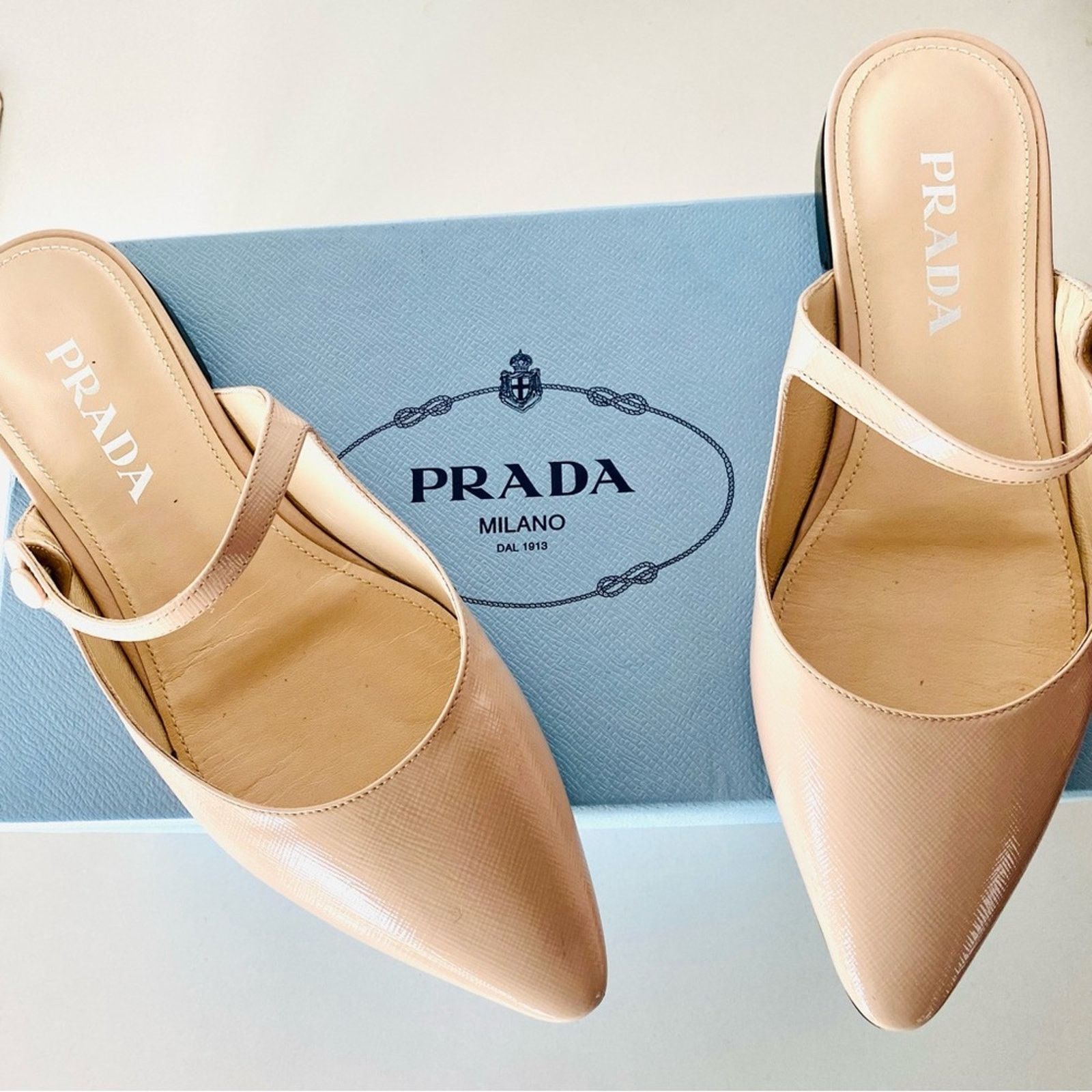 Prada PRADA Nude Cream Beige Patent Leather Flats Slip On Slides Size US 8 / IT 38 - 2 Thumbnail