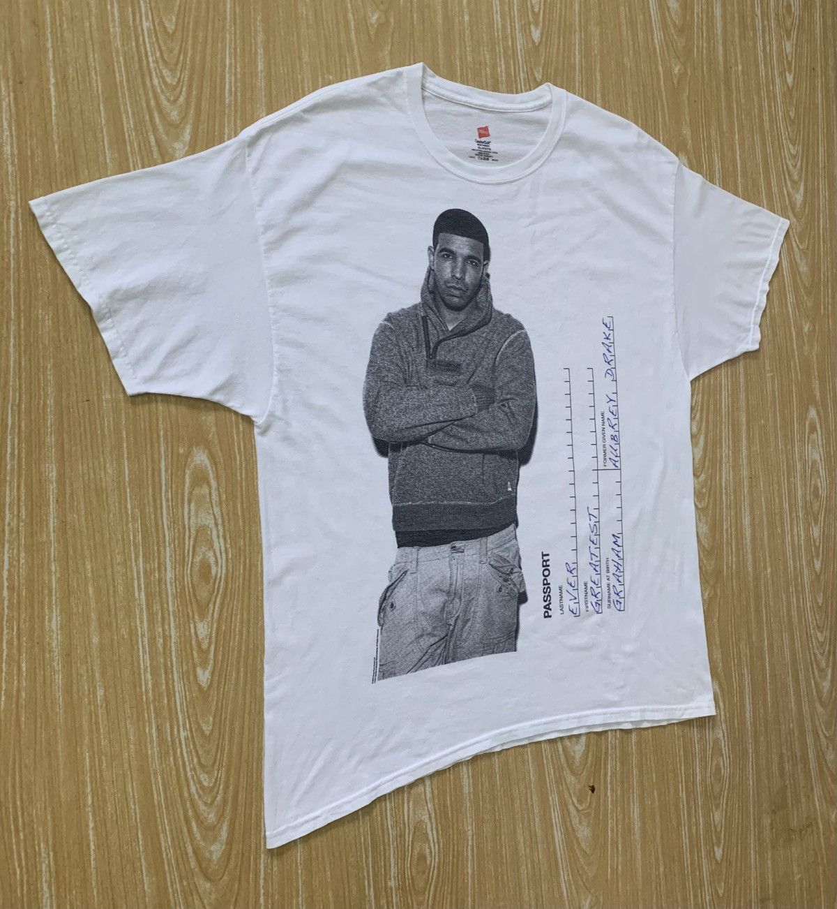 Hanes Vintage Rap Tee Drake Passport Print T Shirt Size US XL / EU 56 / 4 - 4 Thumbnail