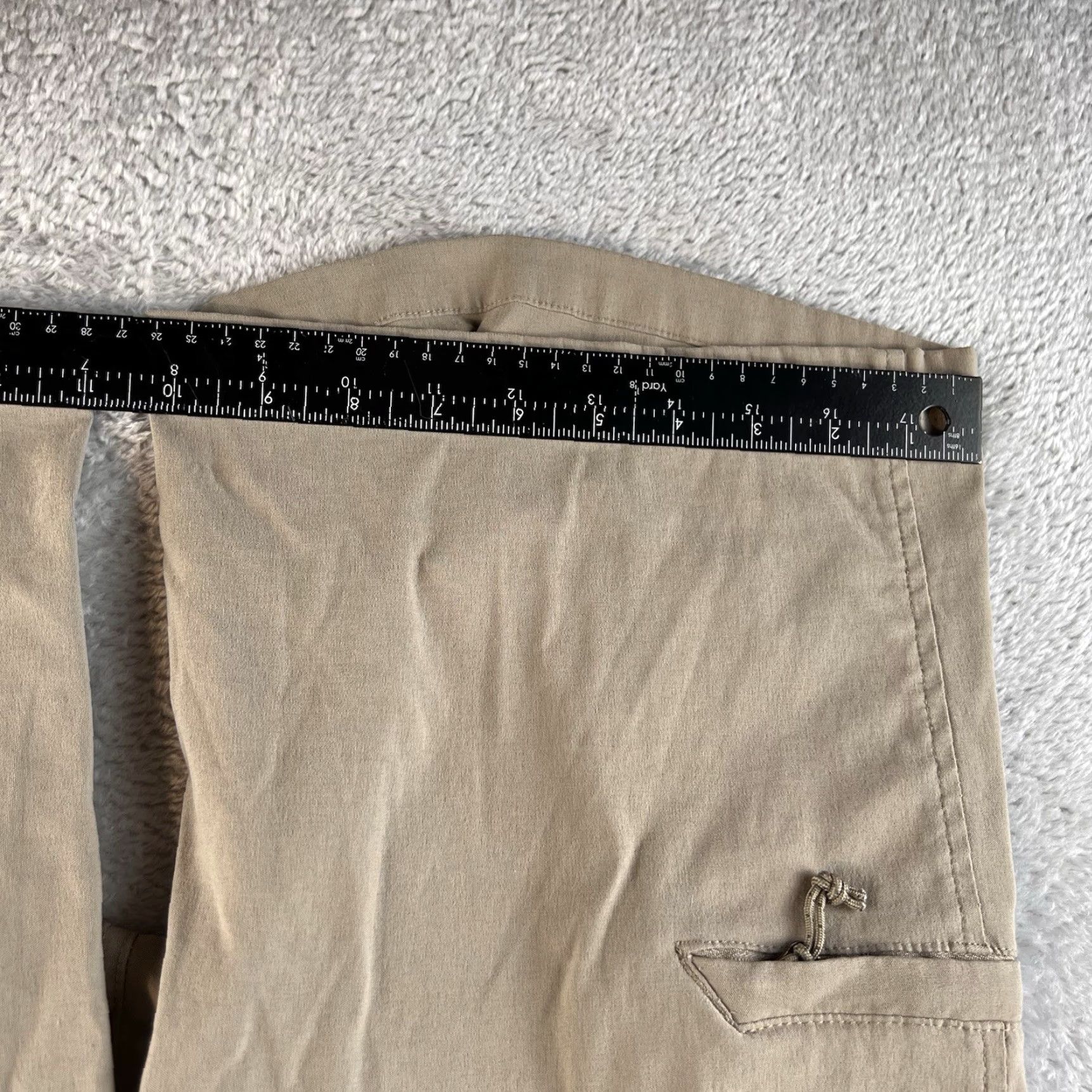 Vintage Columbia Cargo Shorts Mens 30 Beige Outdoor Hiking Summer Spring Fall Casual Travel Size US 30 / EU 46 - 5 Thumbnail