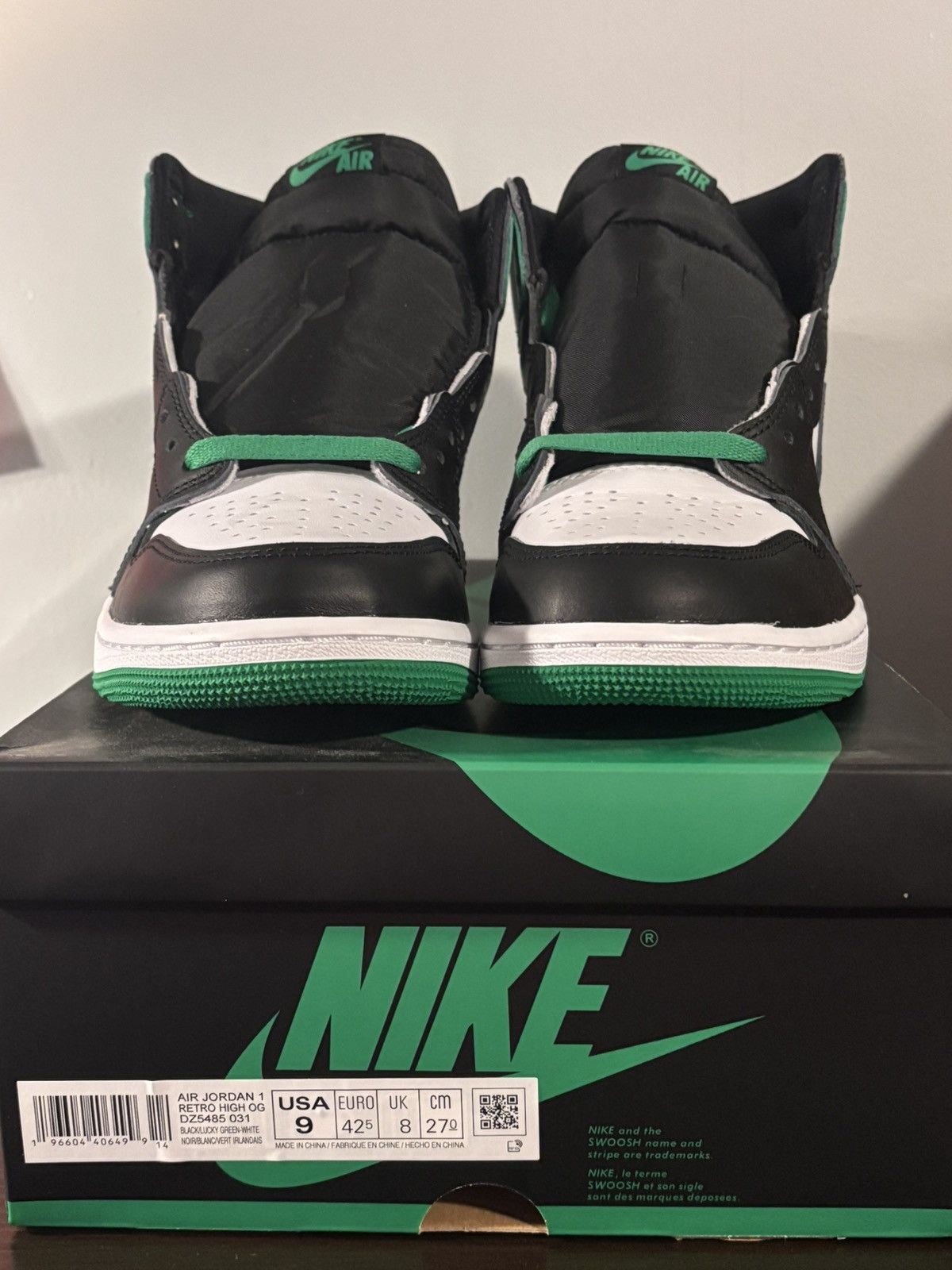 Jordan Brand Nike Air Jordan 1 Retro OG High Lucky Green Sz 9 DZ5485 031 Size US 9 / EU 42 - 3 Thumbnail